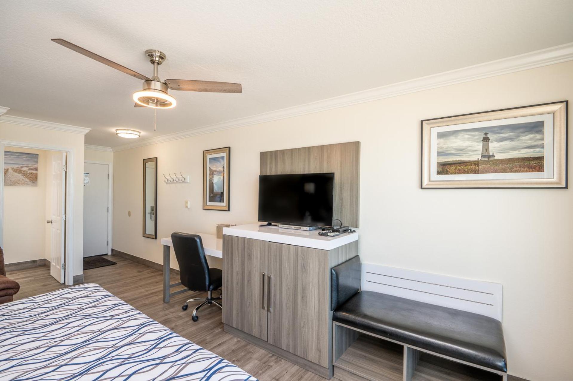 Sailor Jack Oceanfront Motel 2*