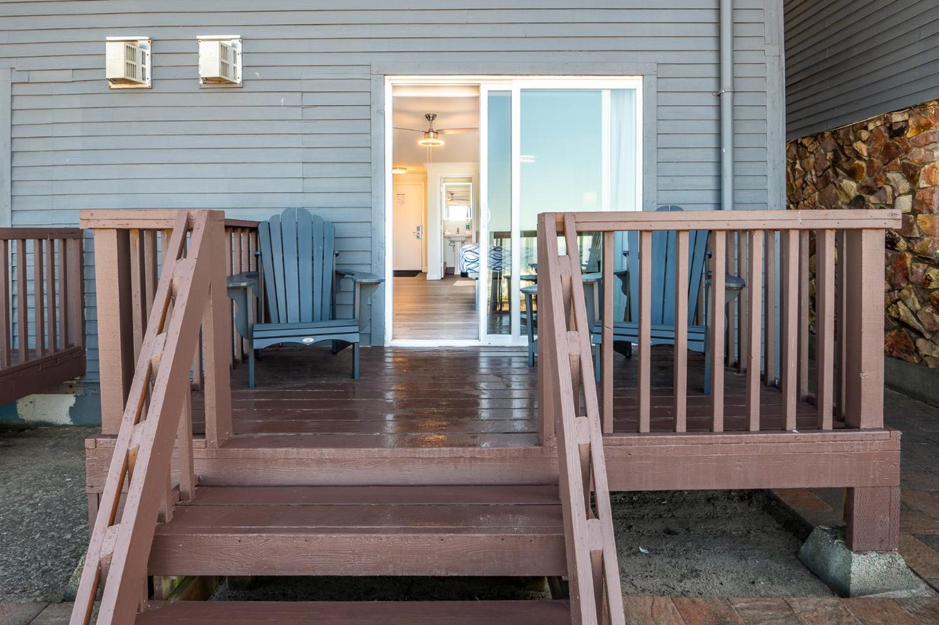 Sailor Jack Oceanfront Motel Lincoln City