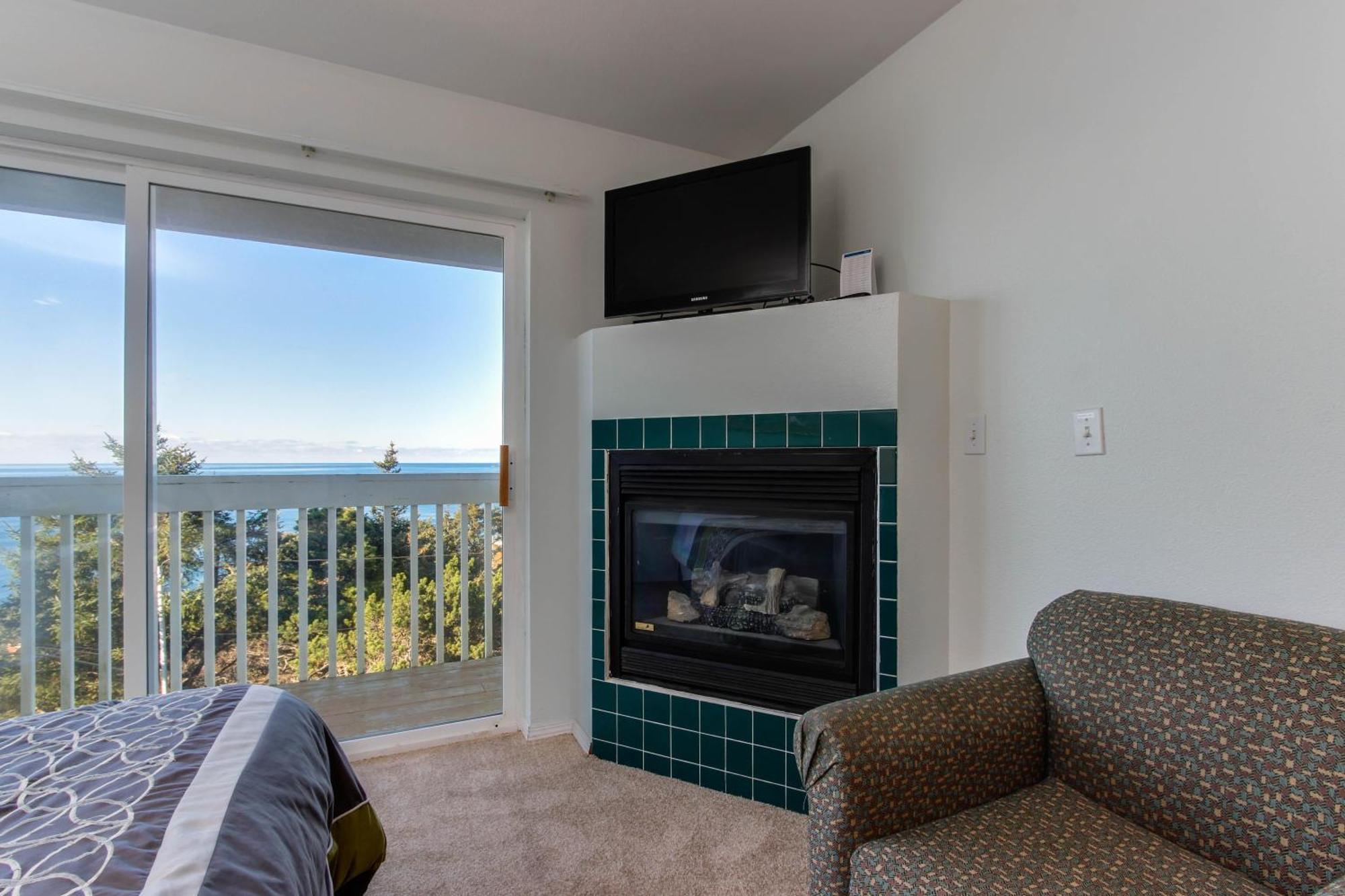 Sandstone Point Apartment *