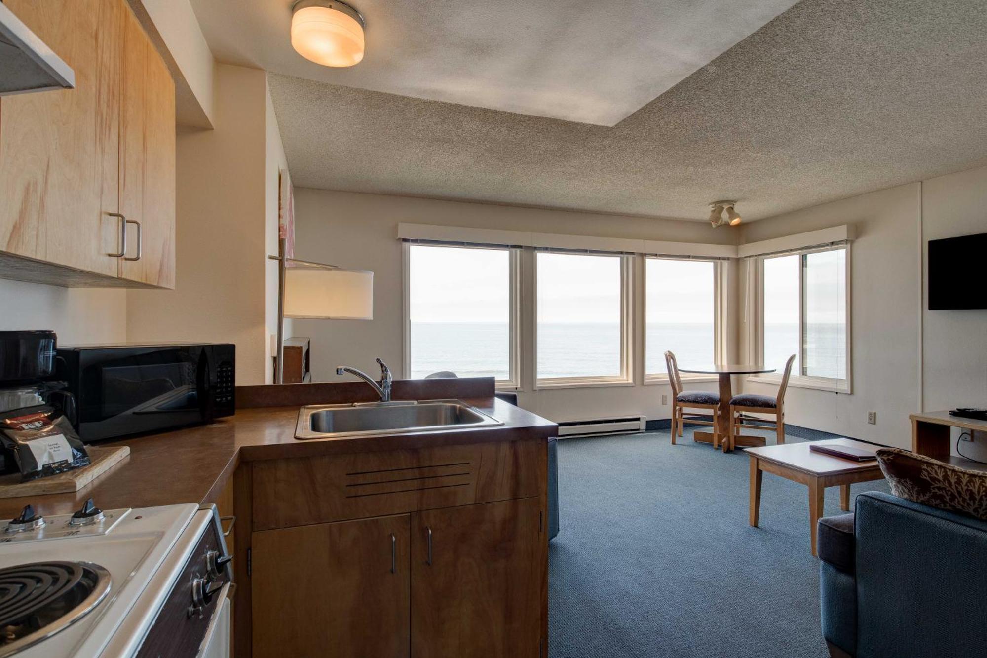 Ester Lee Hotel Lincoln City