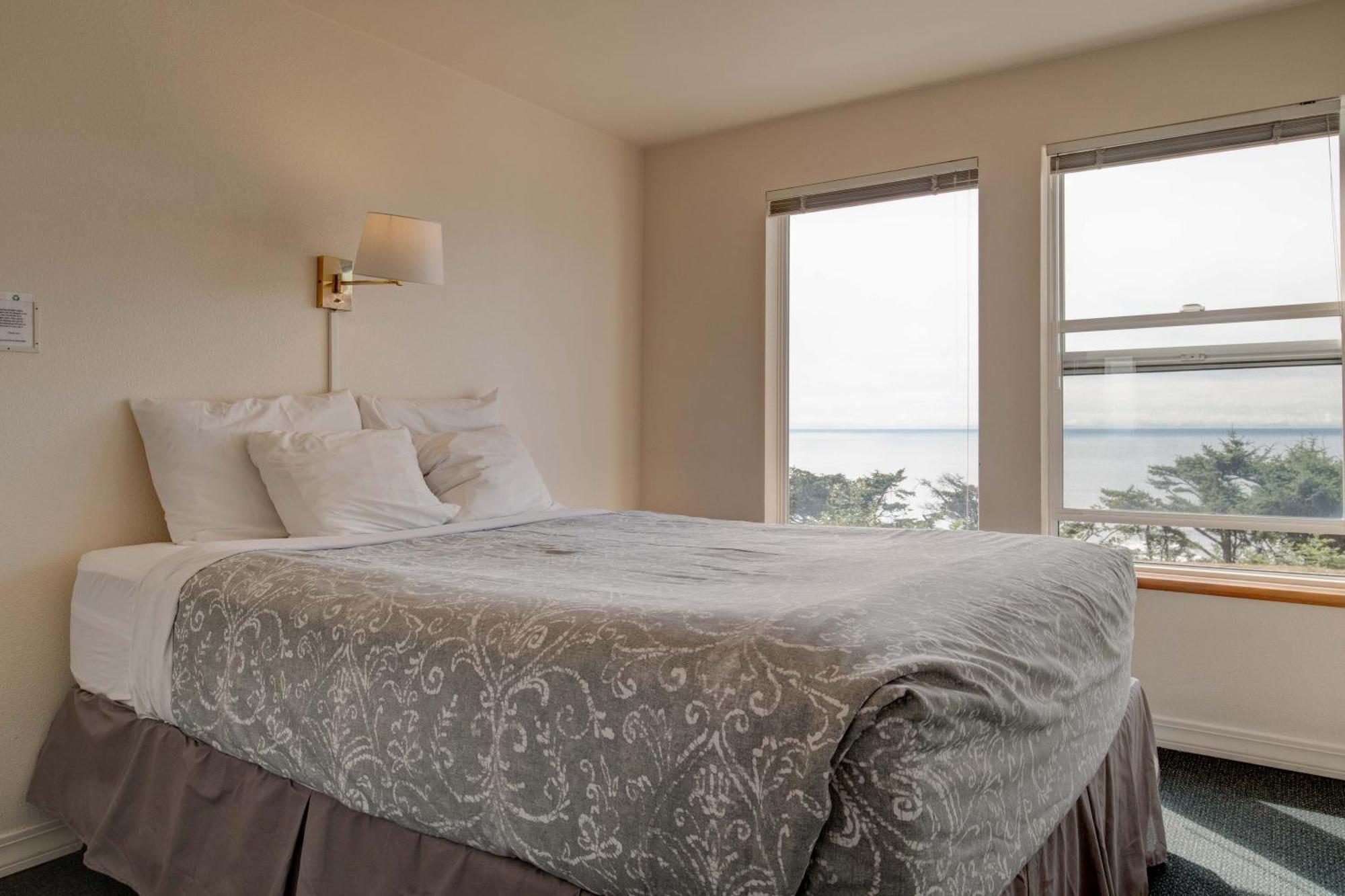 Ester Lee Hotel Lincoln City
