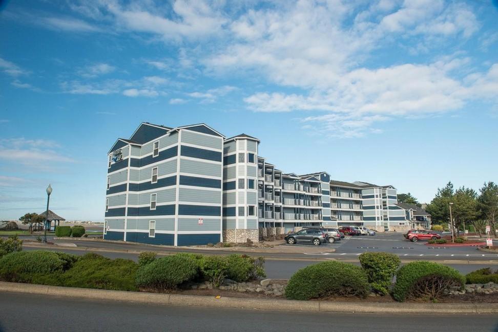 Waters Edge 103 Lincoln City