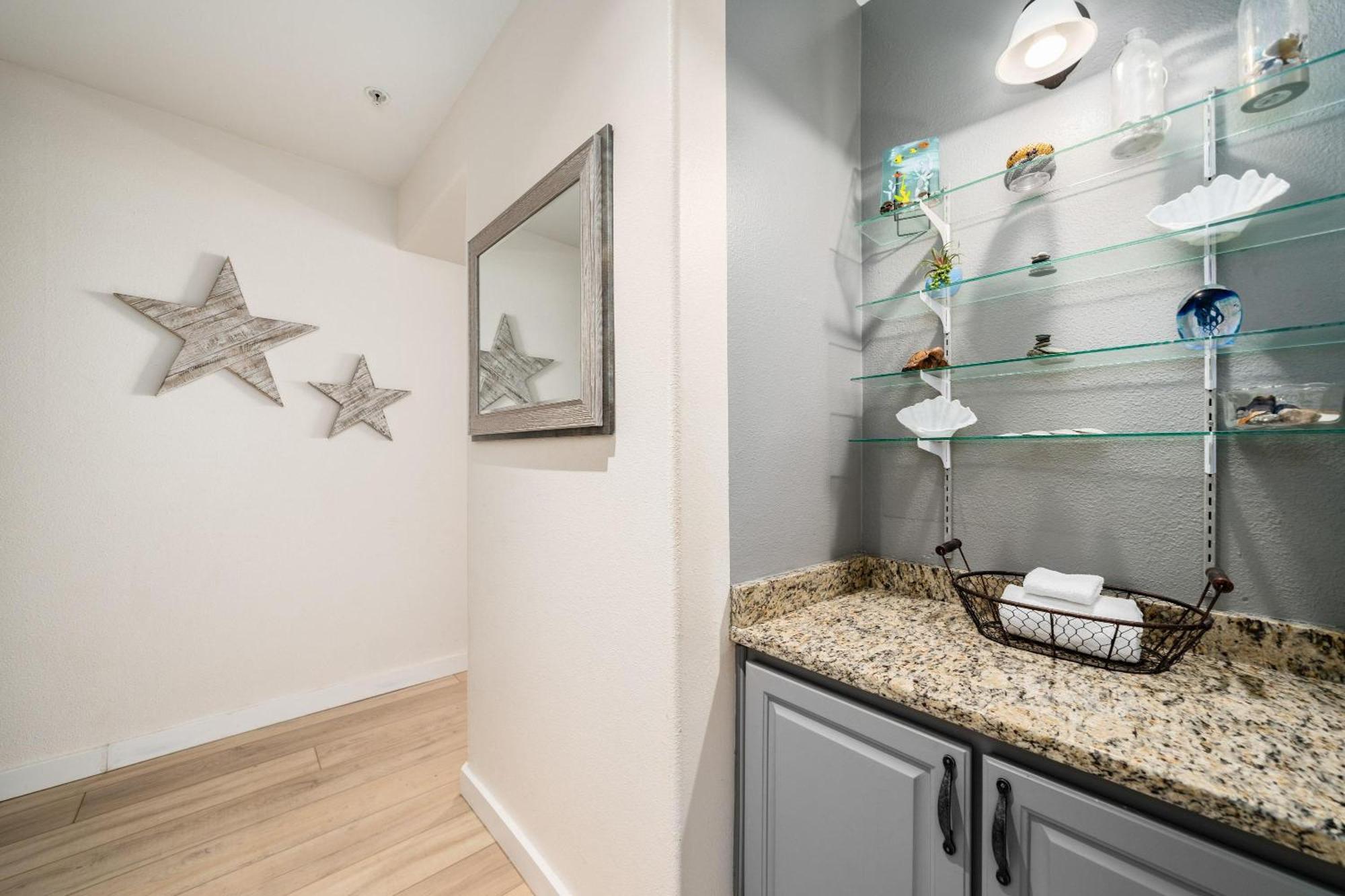 Apartment Waters Edge 103