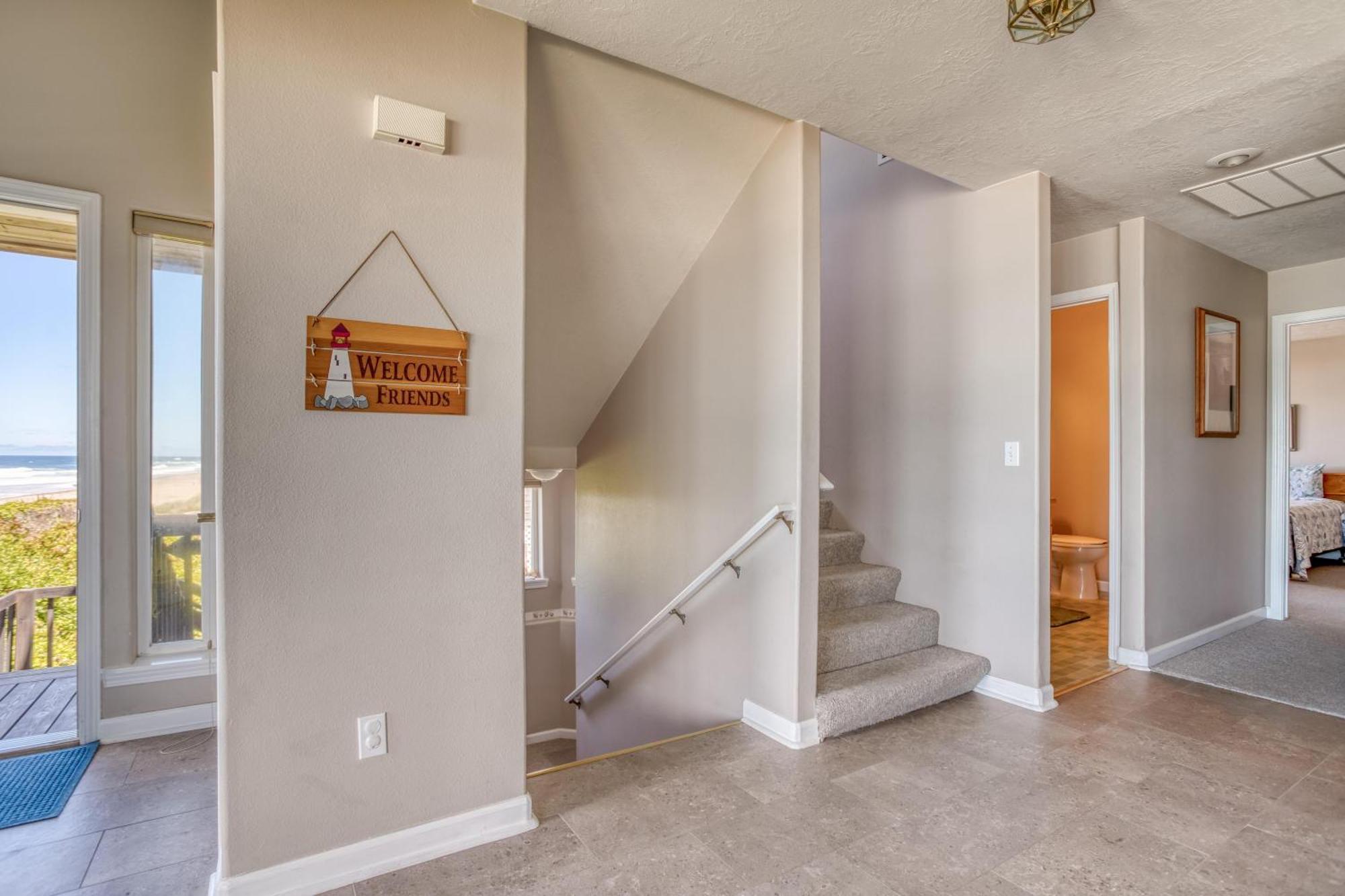 Anchor House - * Lincoln City