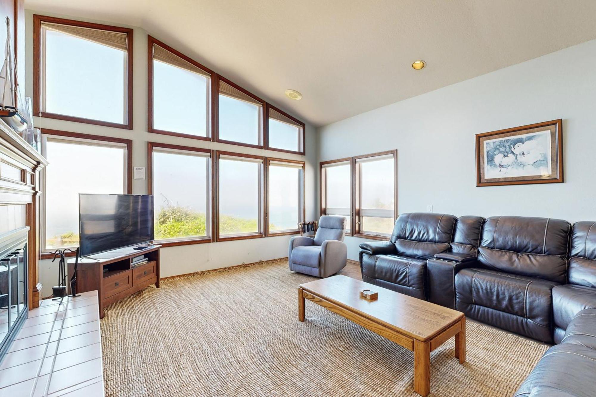 Bright Shores Holiday home