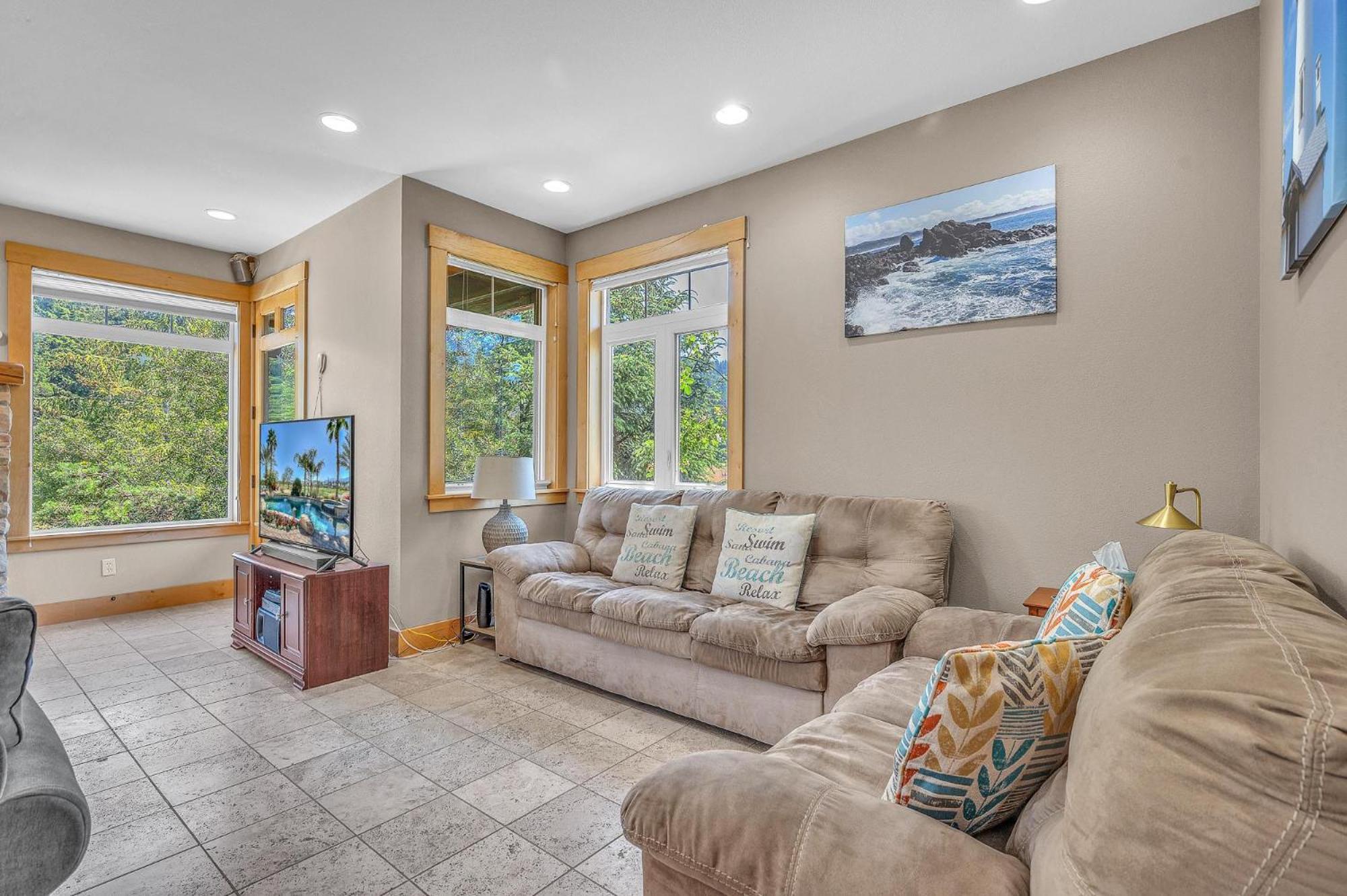 Schooner Creek Retreat Lincoln City