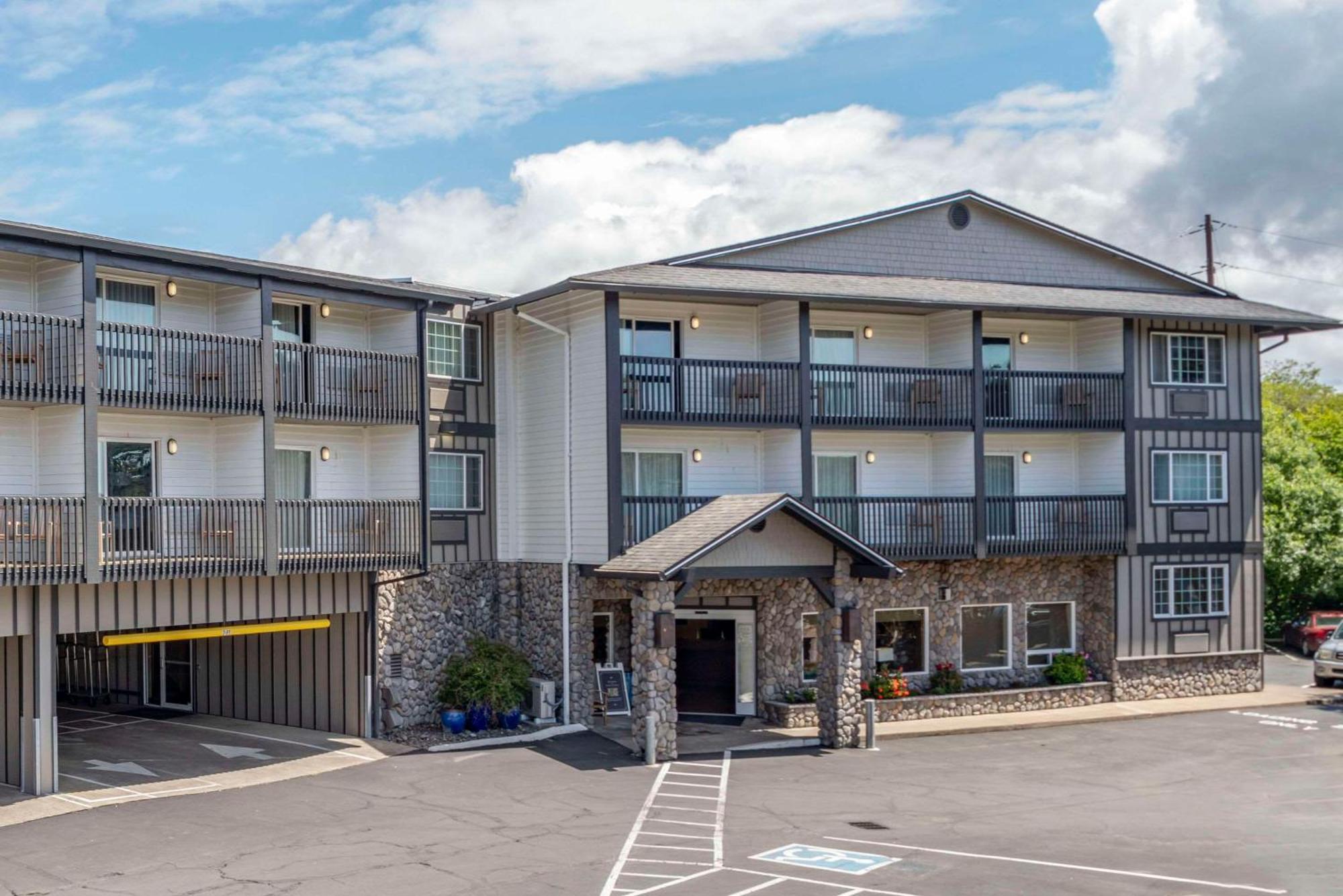 Hotel Comfort & Lincoln City