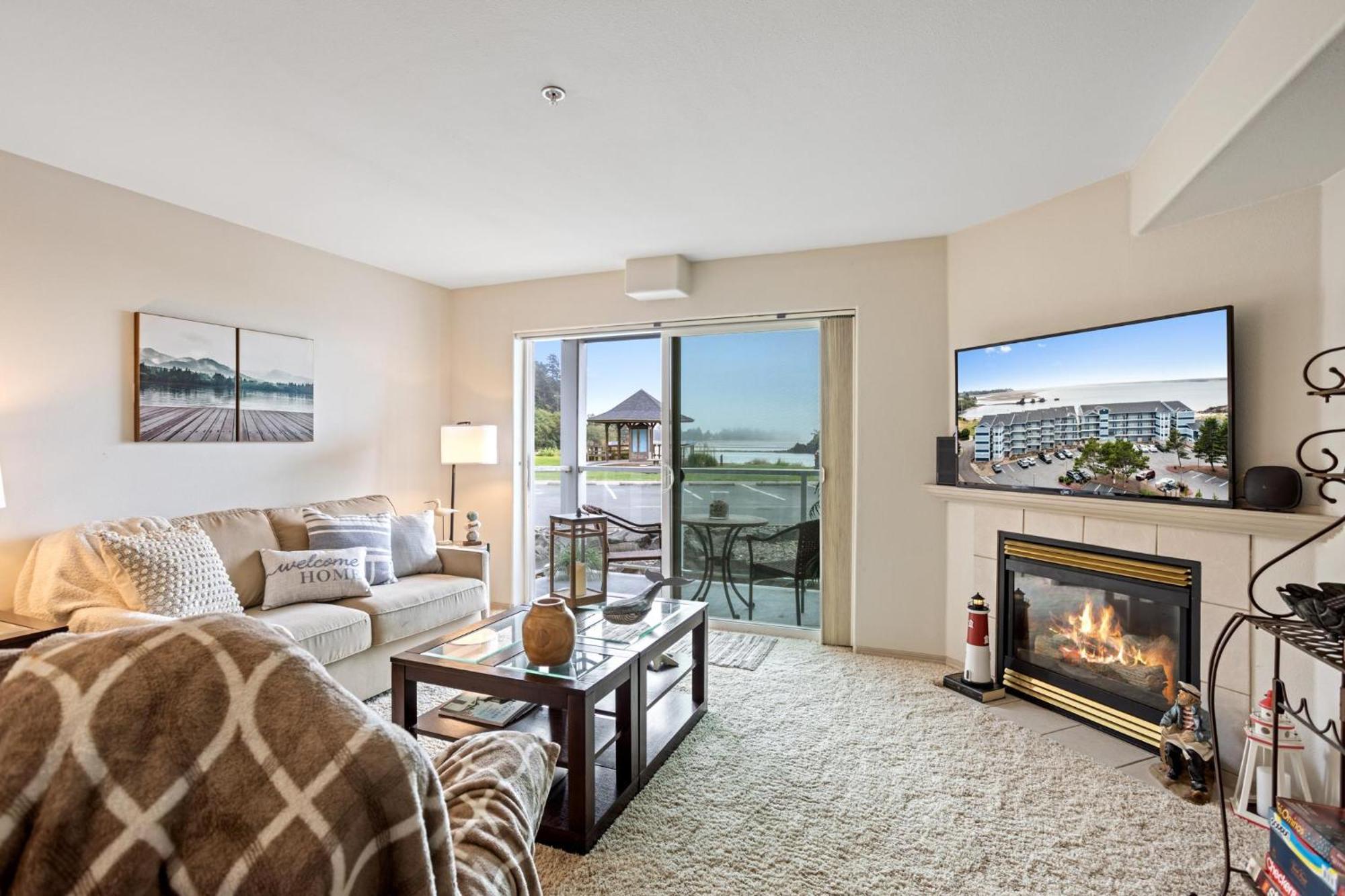 Waters Edge 104 Holiday home *