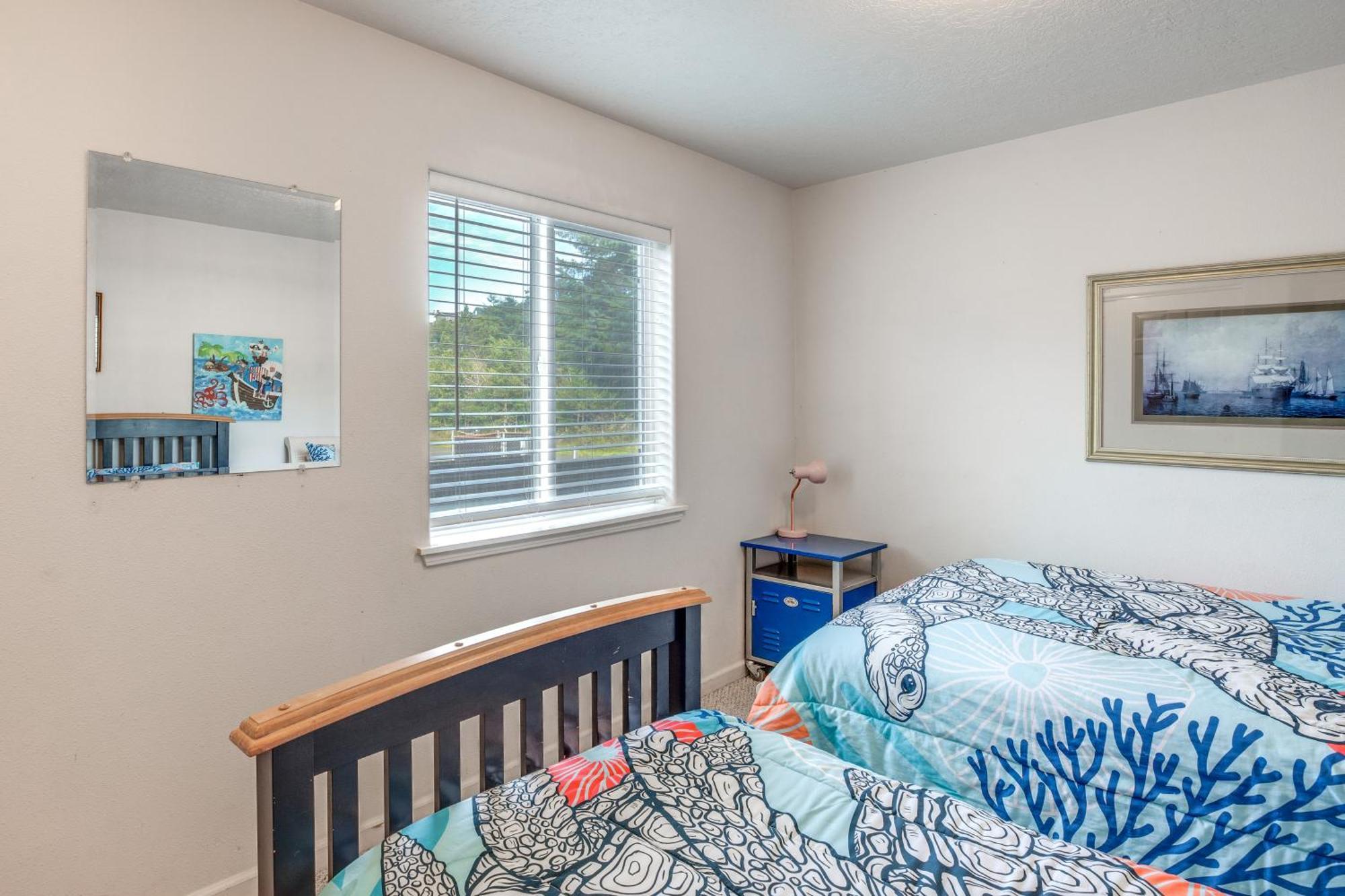 Relaxing Coastal Escape Near Beach!