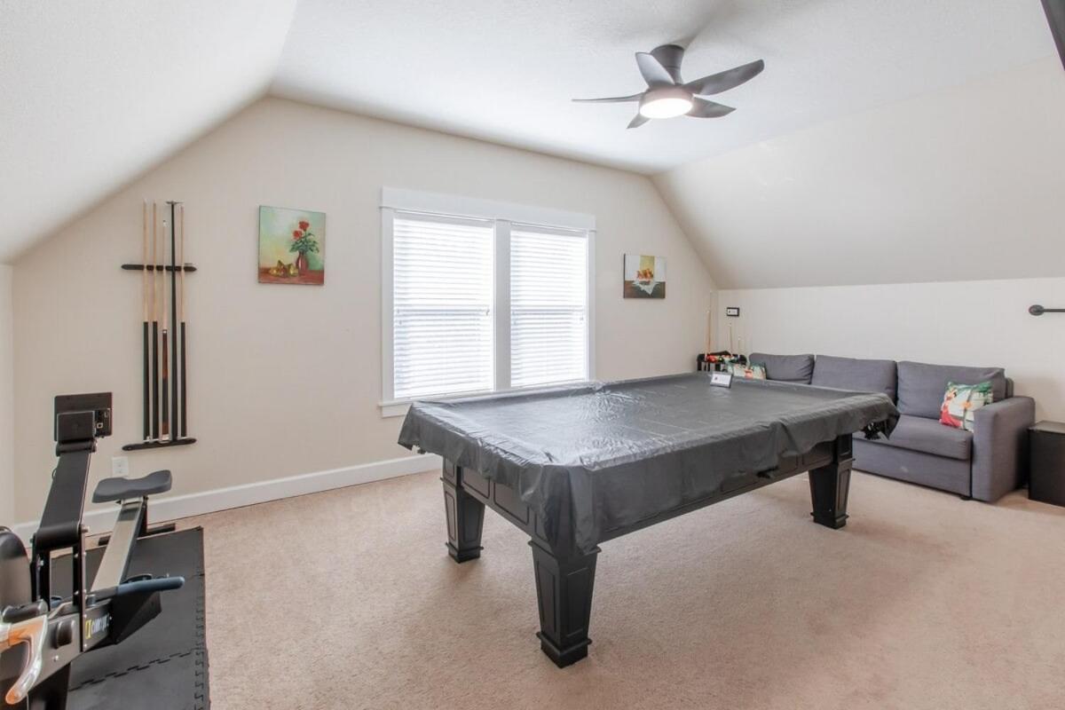 Holiday home Ohana Park - Hot Tub, Billiards, Fire Pit & Access