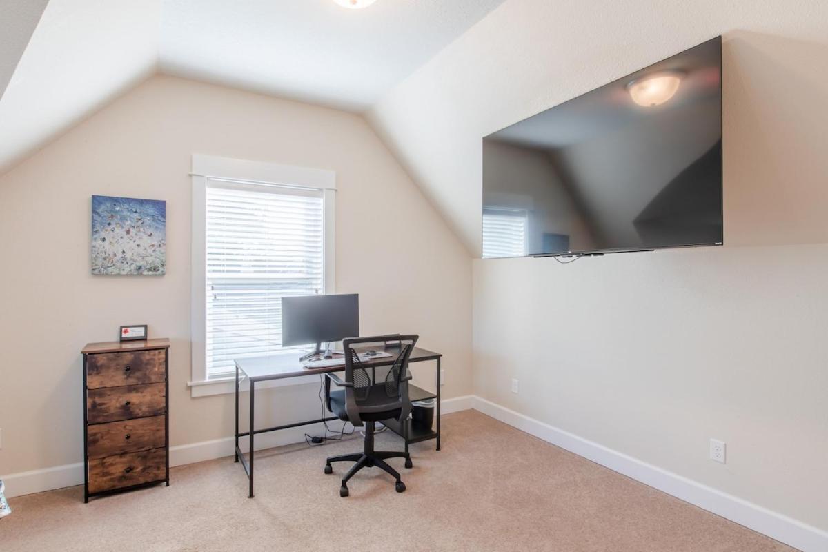 Ohana Park - Hot Tub, Billiards, Fire Pit & Access * Lincoln City
