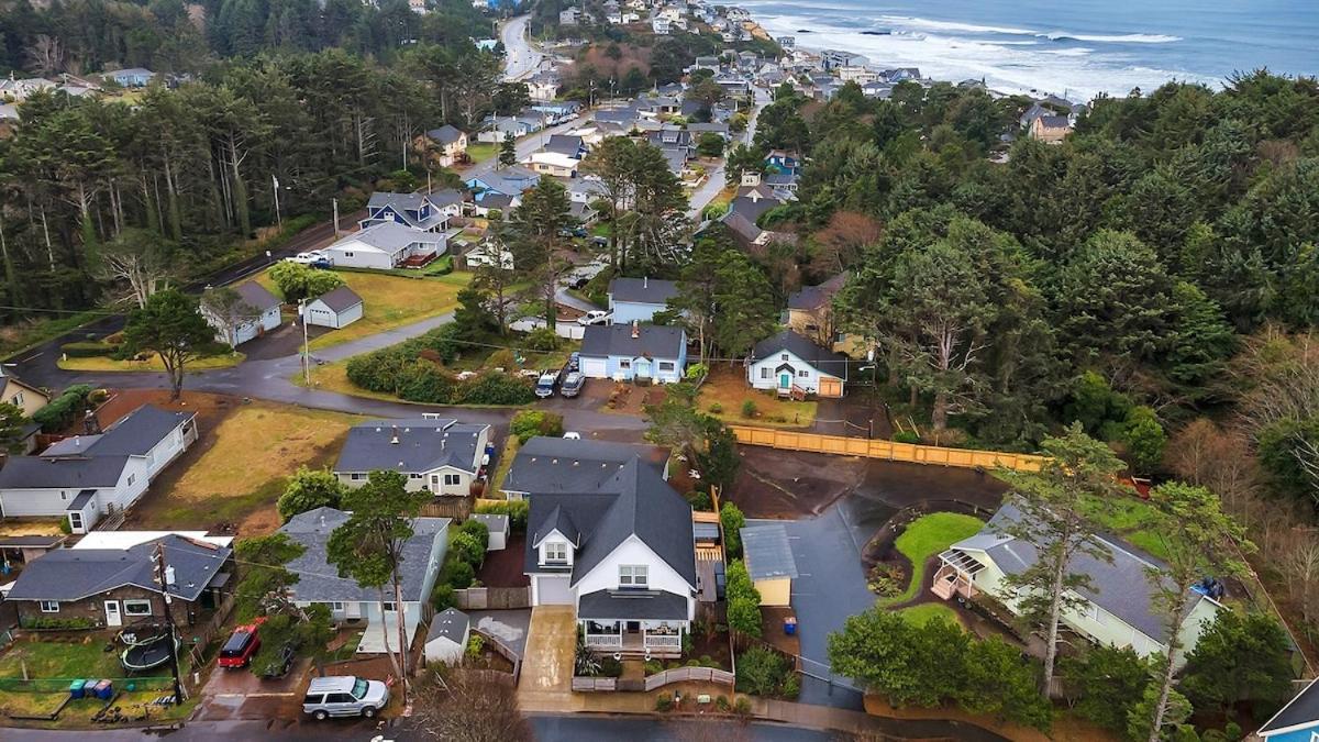 Ohana Park - Hot Tub, Billiards, Fire Pit & Access * Lincoln City
