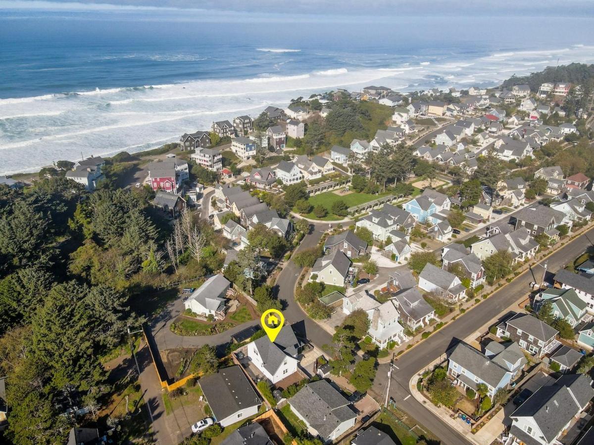 Ohana Park - Hot Tub, Billiards, Fire Pit & Access Lincoln City