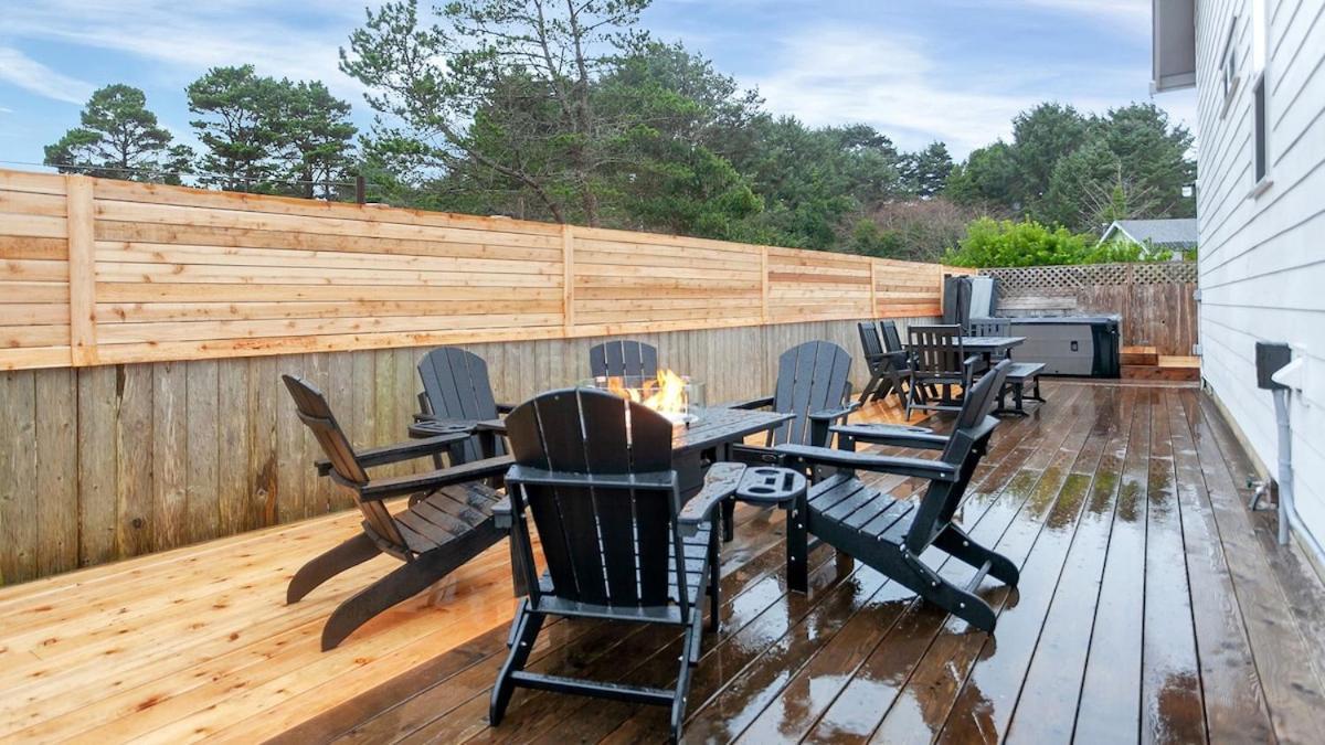 Ohana Park - Hot Tub, Billiards, Fire Pit & Access * Lincoln City