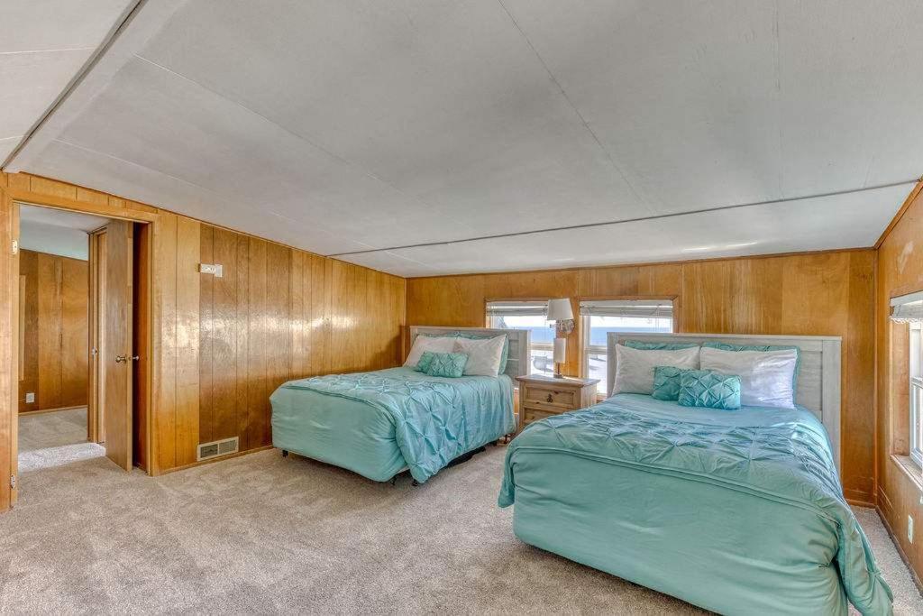 Holiday home Tranquil Edge Retreat - Oceanfront House W Hottub
