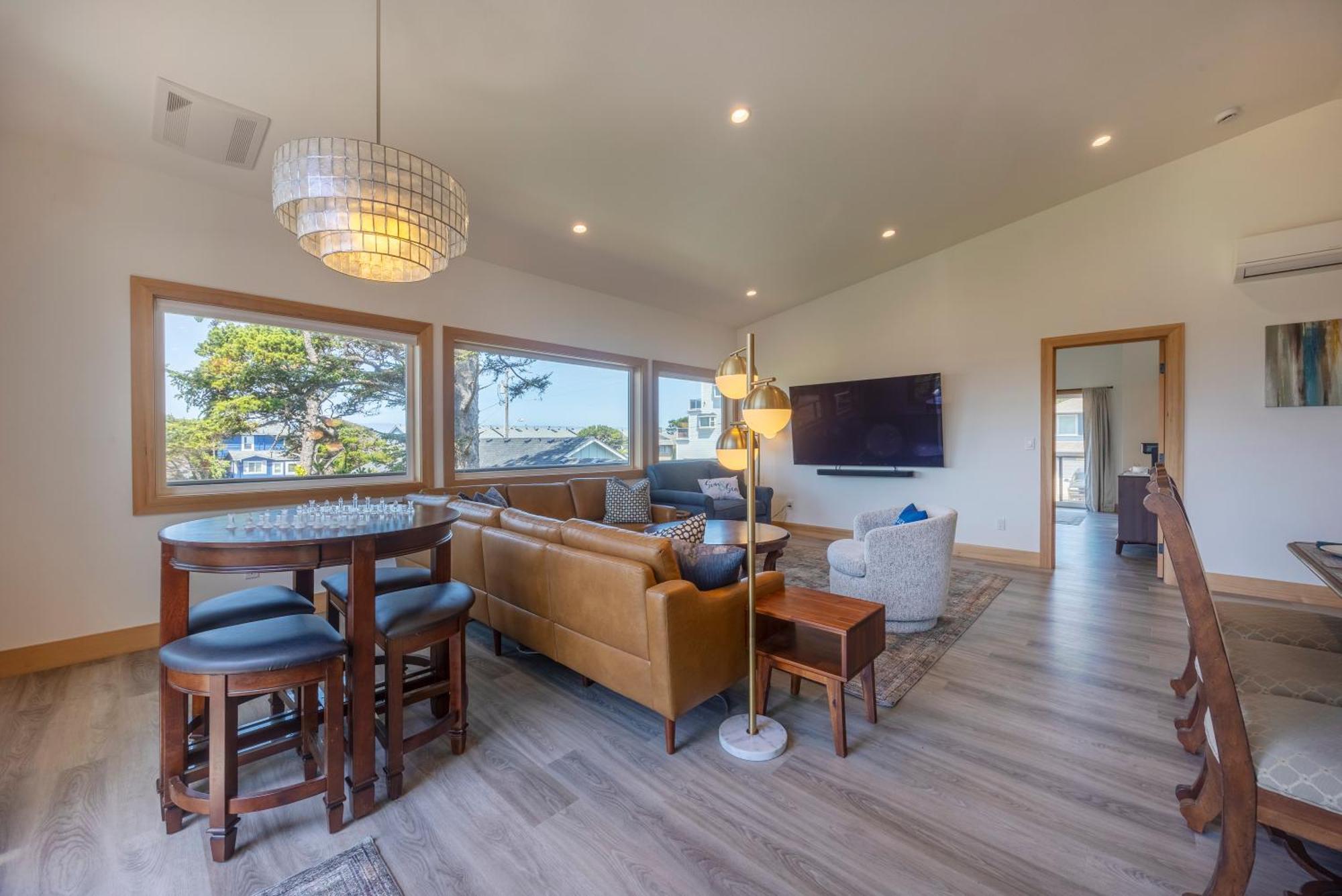 Holiday home 3 Bd 3 Ba And Bunks - Blue Door Retreat - New In 2024