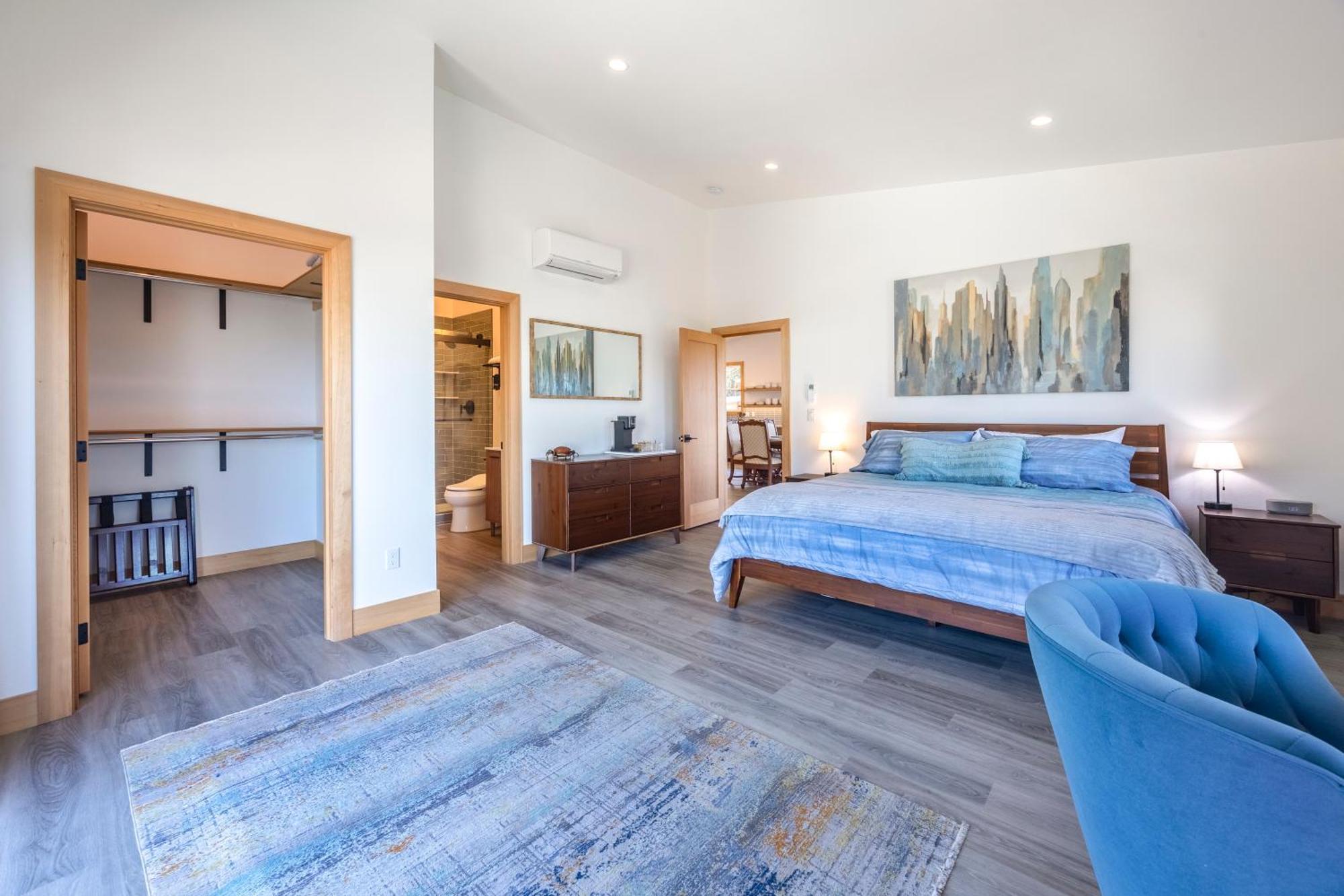 3 Bd 3 Ba And Bunks - Blue Door Retreat - New In 2024 *