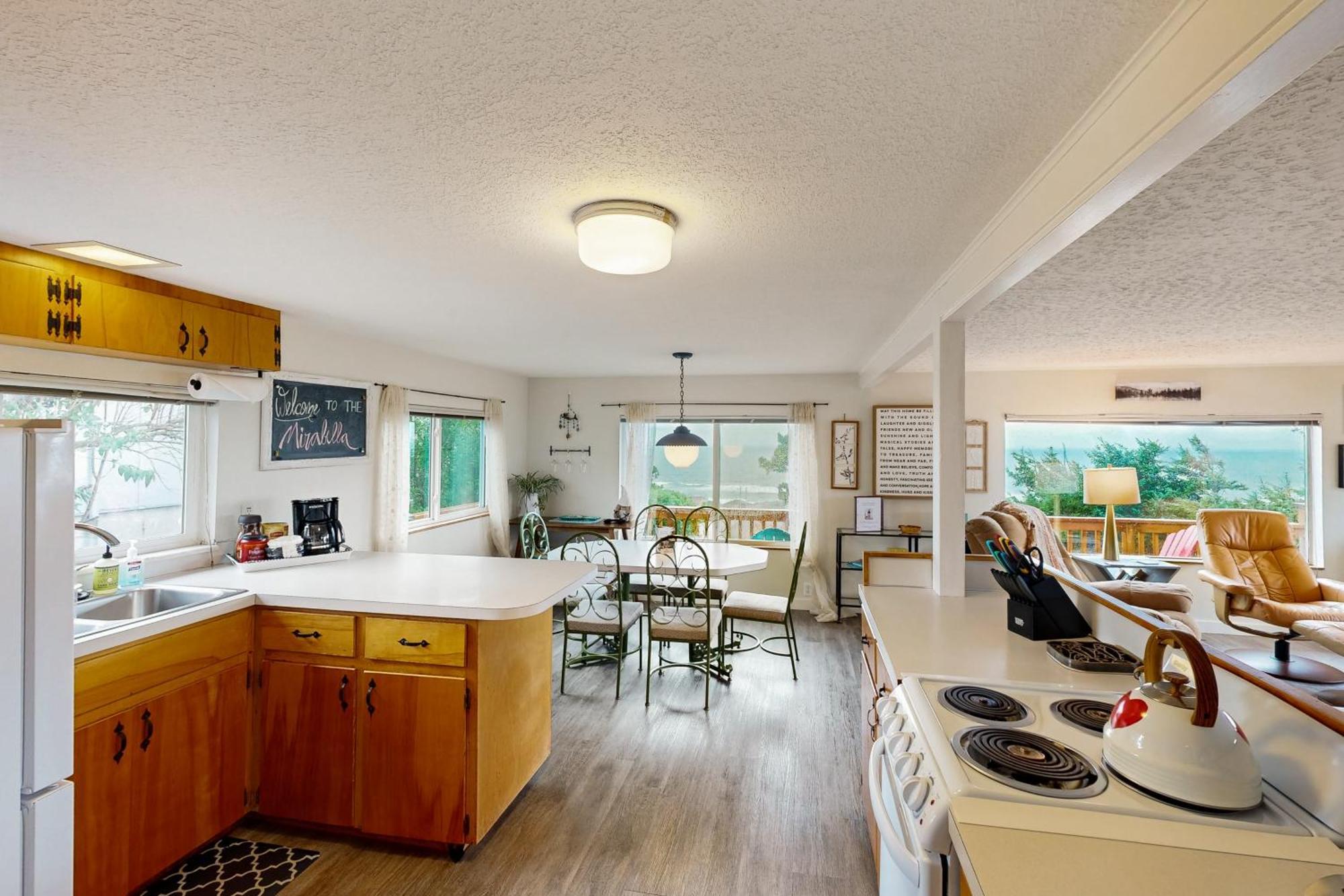 Whale Watch Holiday home Lincoln City