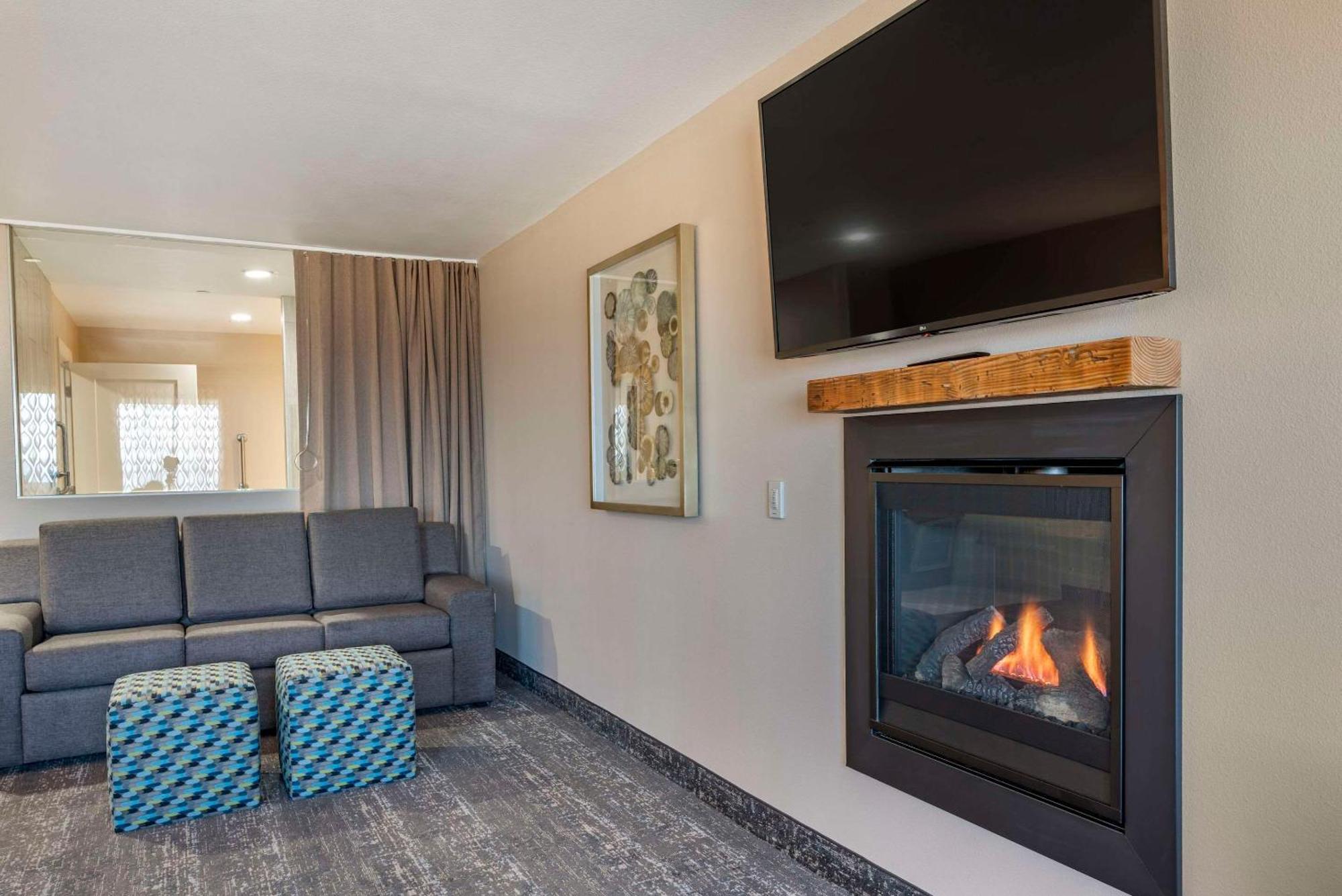 Hotel Sands Oceanfront Resort, Ascend Collection 3*