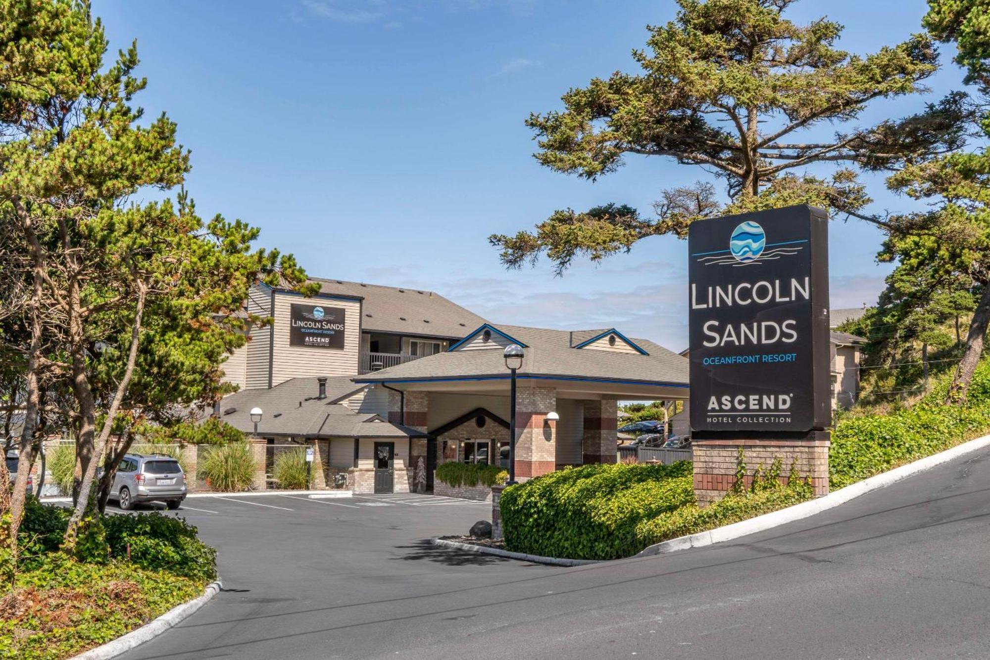 Hotel Sands Oceanfront Resort, Ascend Collection