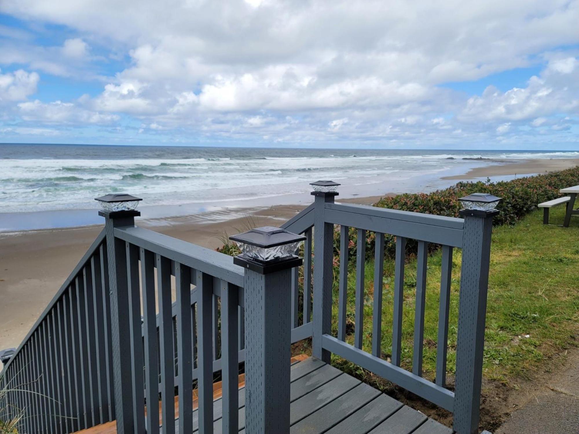 West 3* Lincoln City