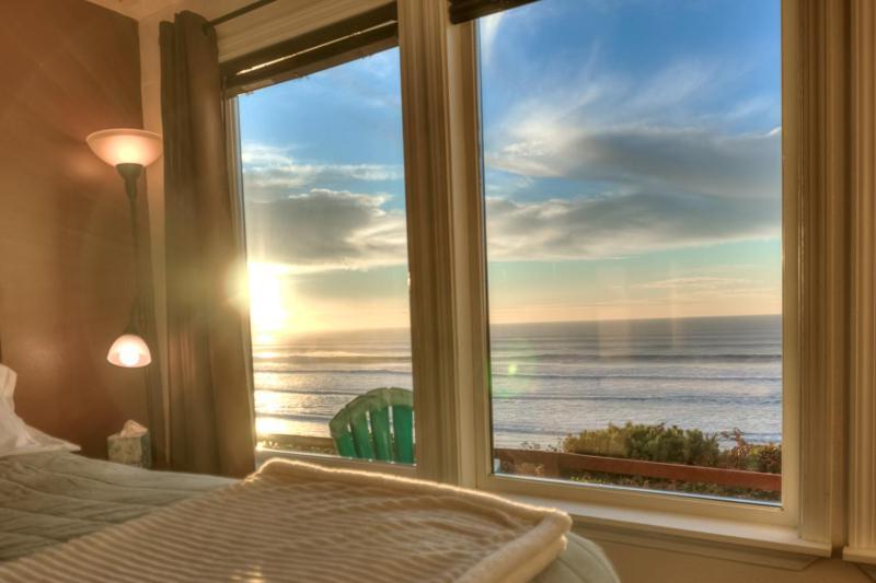 The Cliff House - Lincoln City