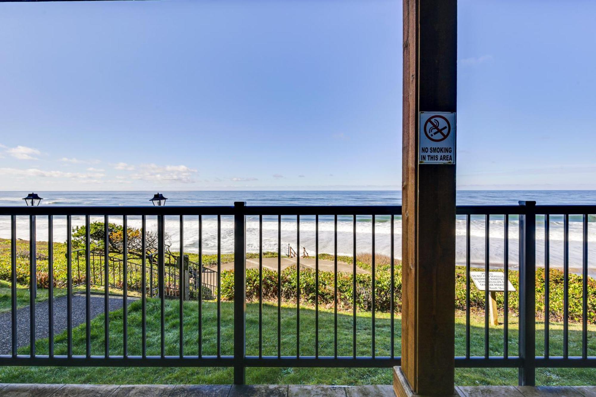 Cozy Oregon - Steps To Beach! Apartment *
