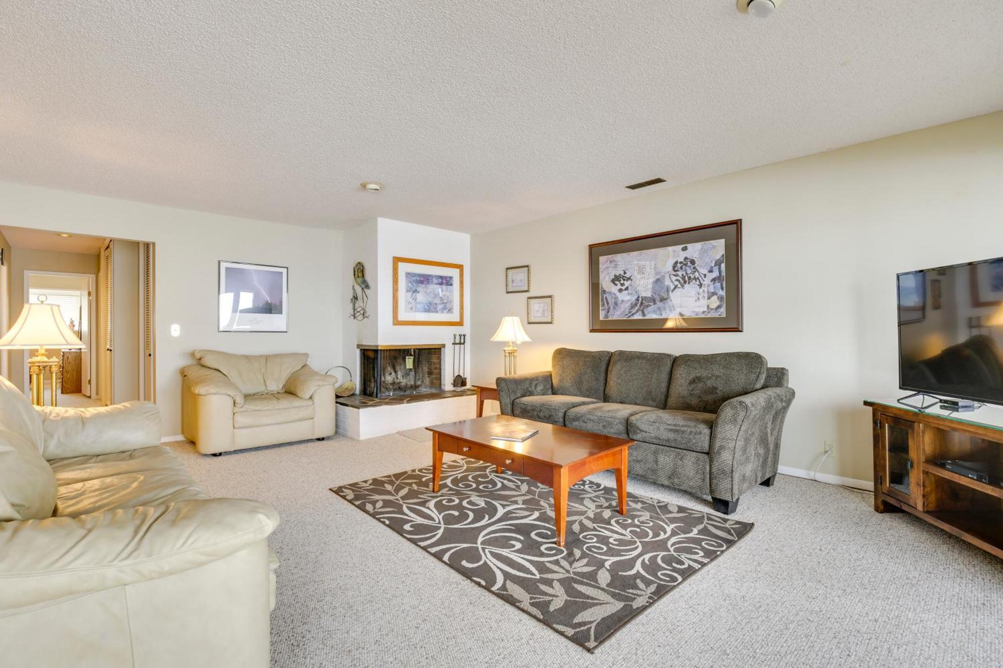 Pool Access, Walk To Beach! * Lincoln City