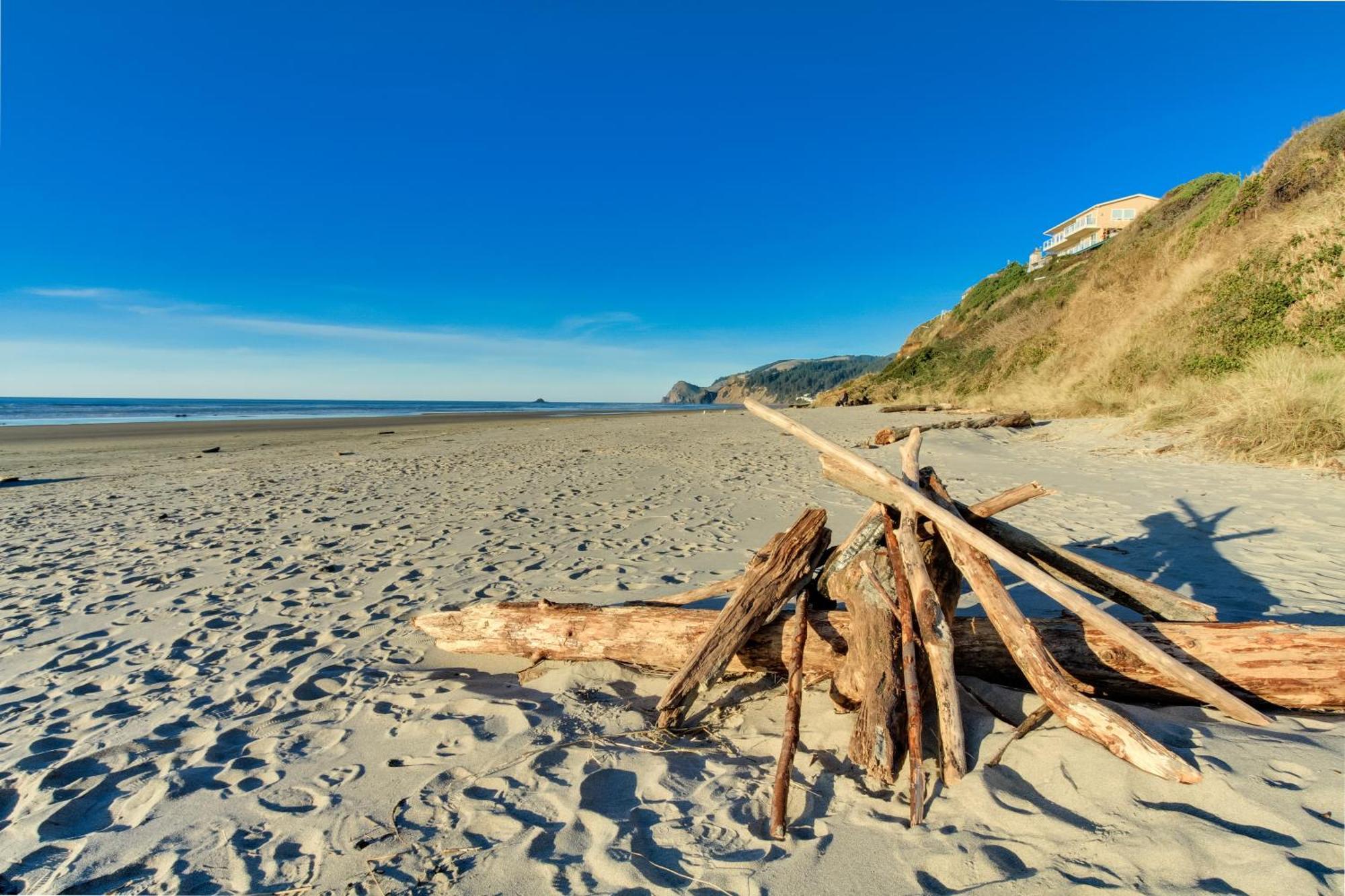 Coastal Bliss Hideaway * Lincoln City