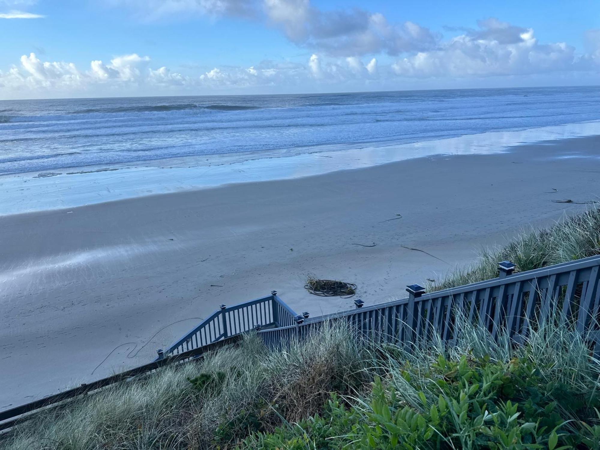 West 3* Lincoln City