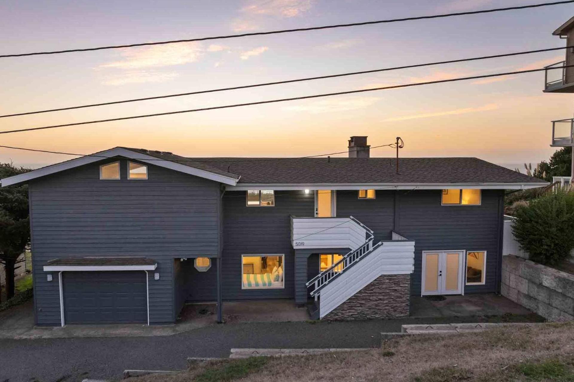 Moonstruck House Holiday home