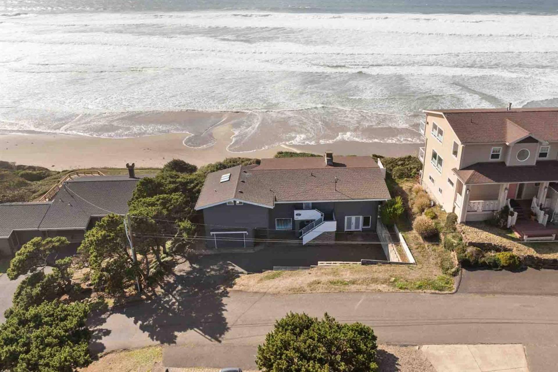 Moonstruck House *