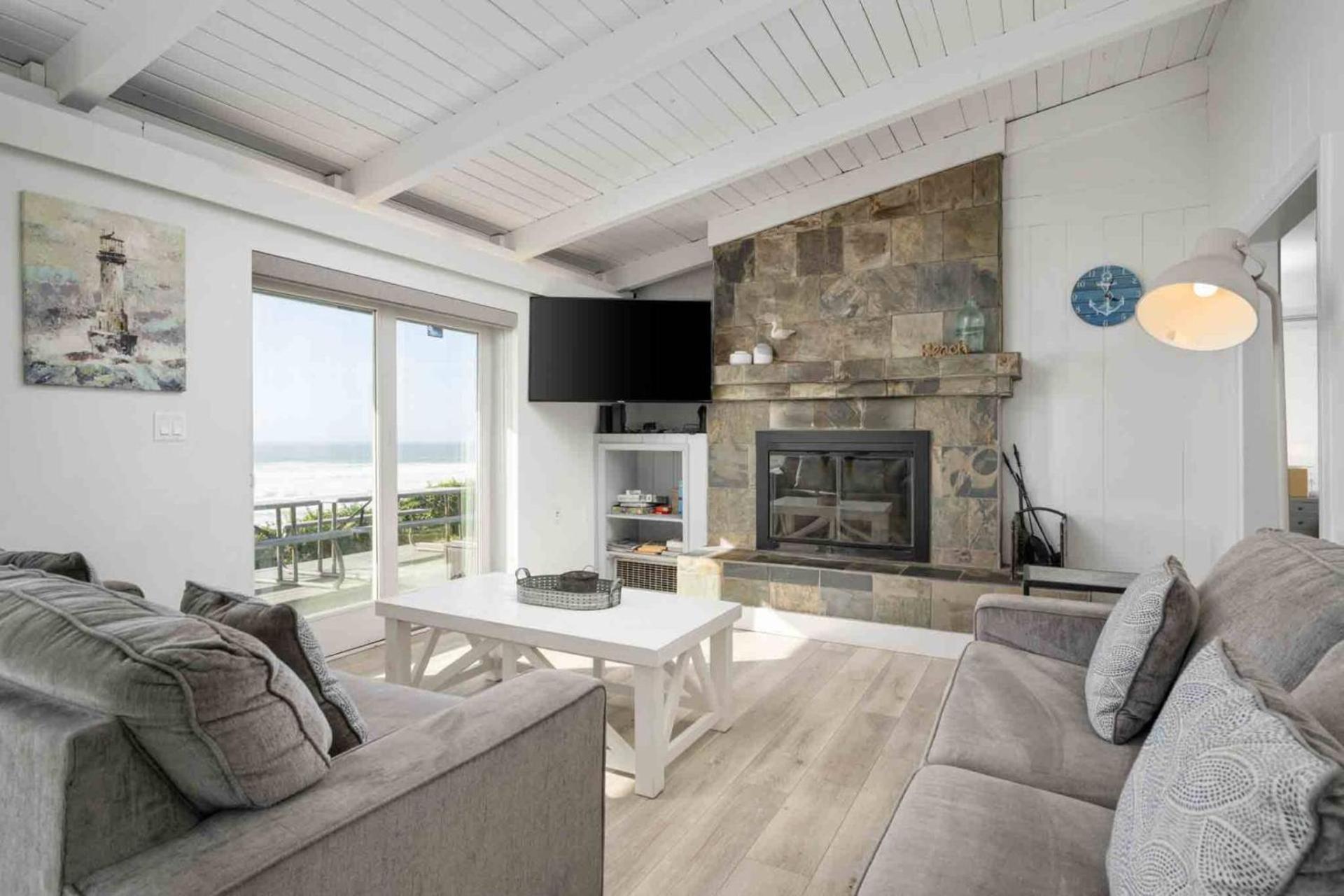 Holiday home Moonstruck House
