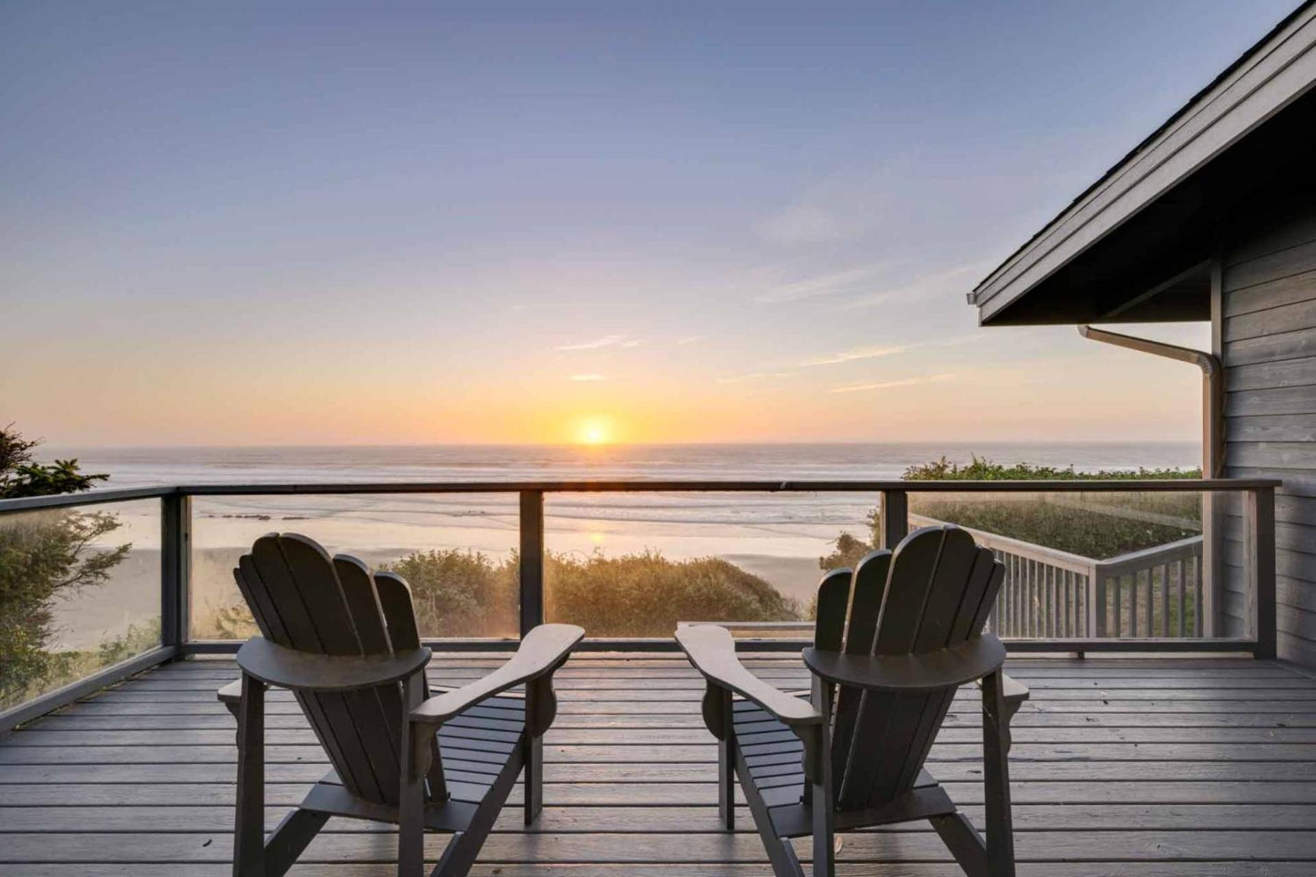 Moonstruck House Holiday home *
