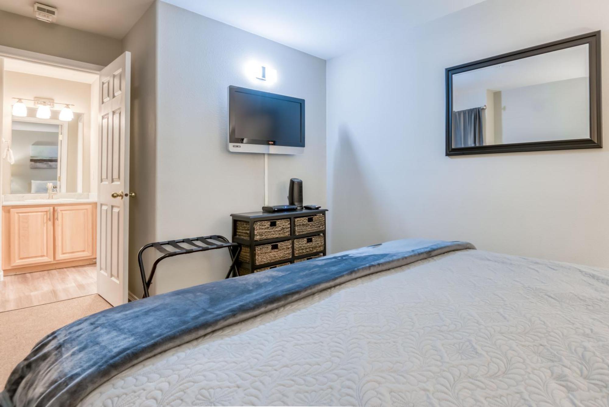 Apartment Waters Edge 309