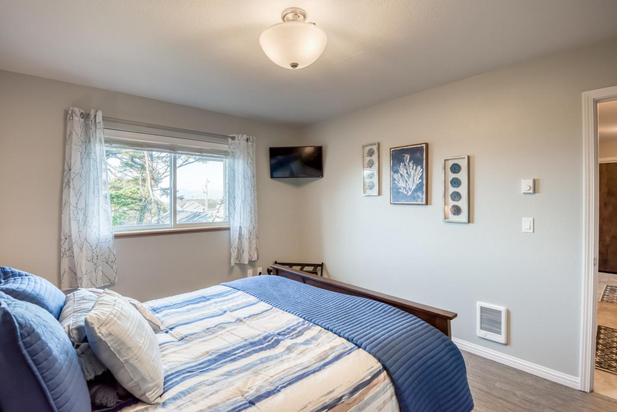 Pacific Peeks One - Oceanview - Ev Charger - Pet Friendly Apartment Lincoln City