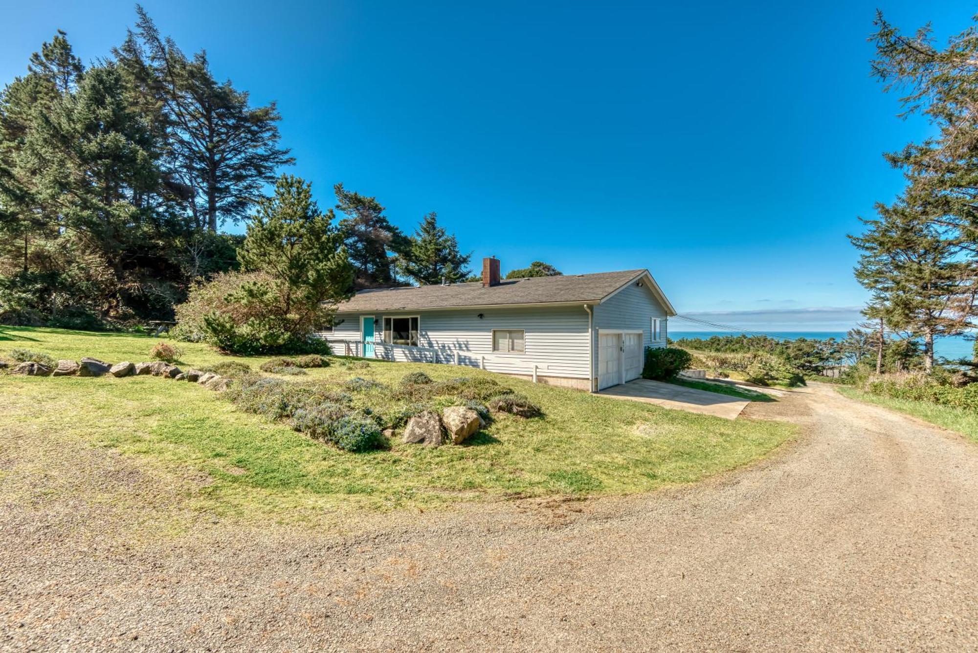 Pacific Lookout