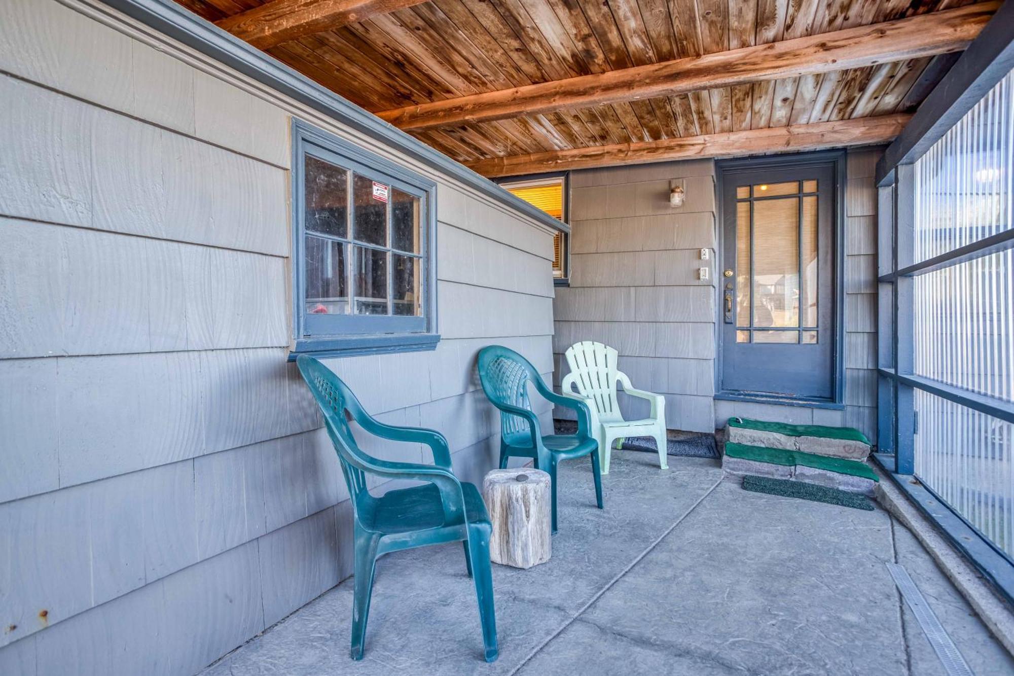 By George Holiday home *