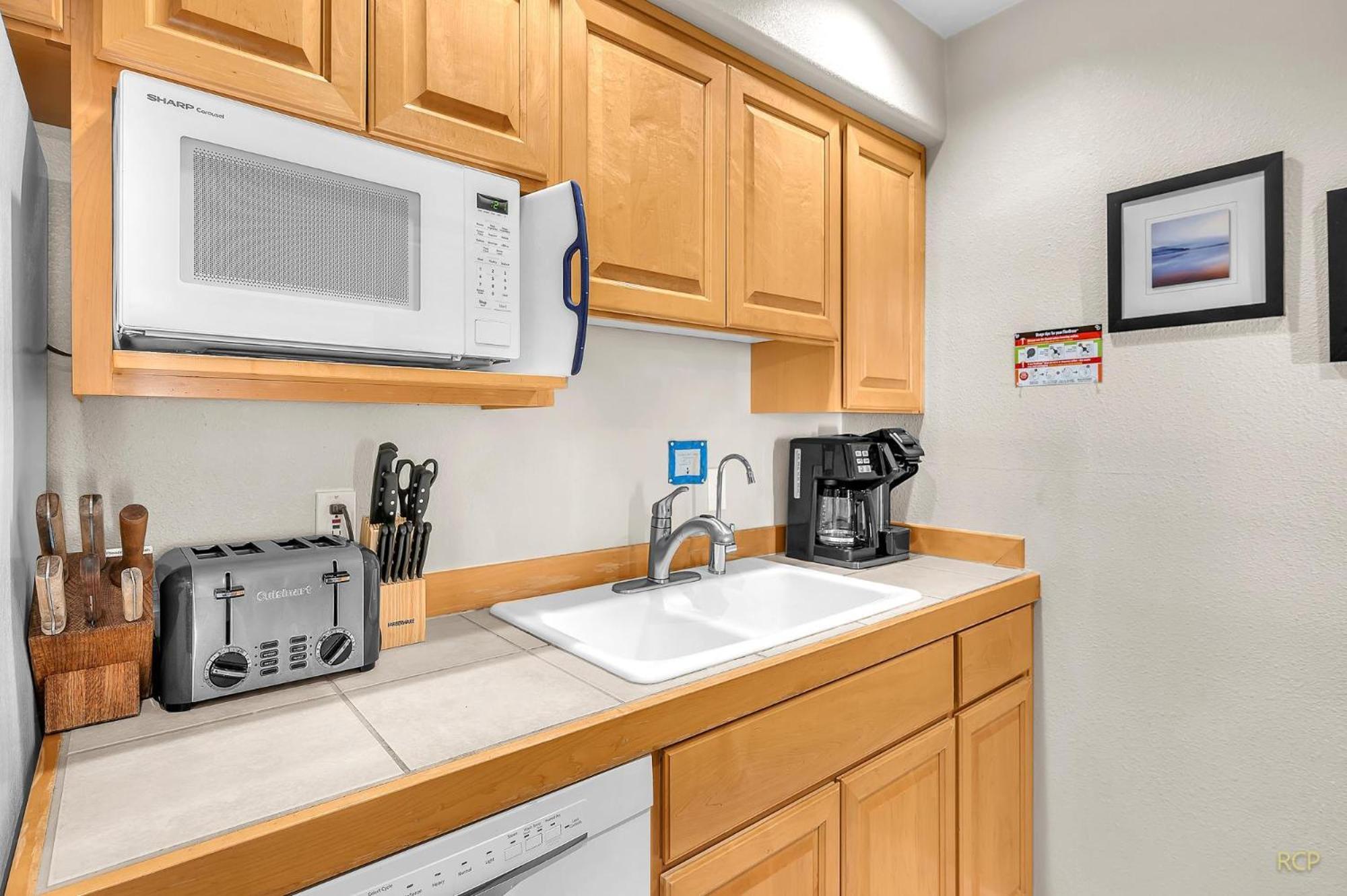 Waters Edge 308 Apartment Lincoln City