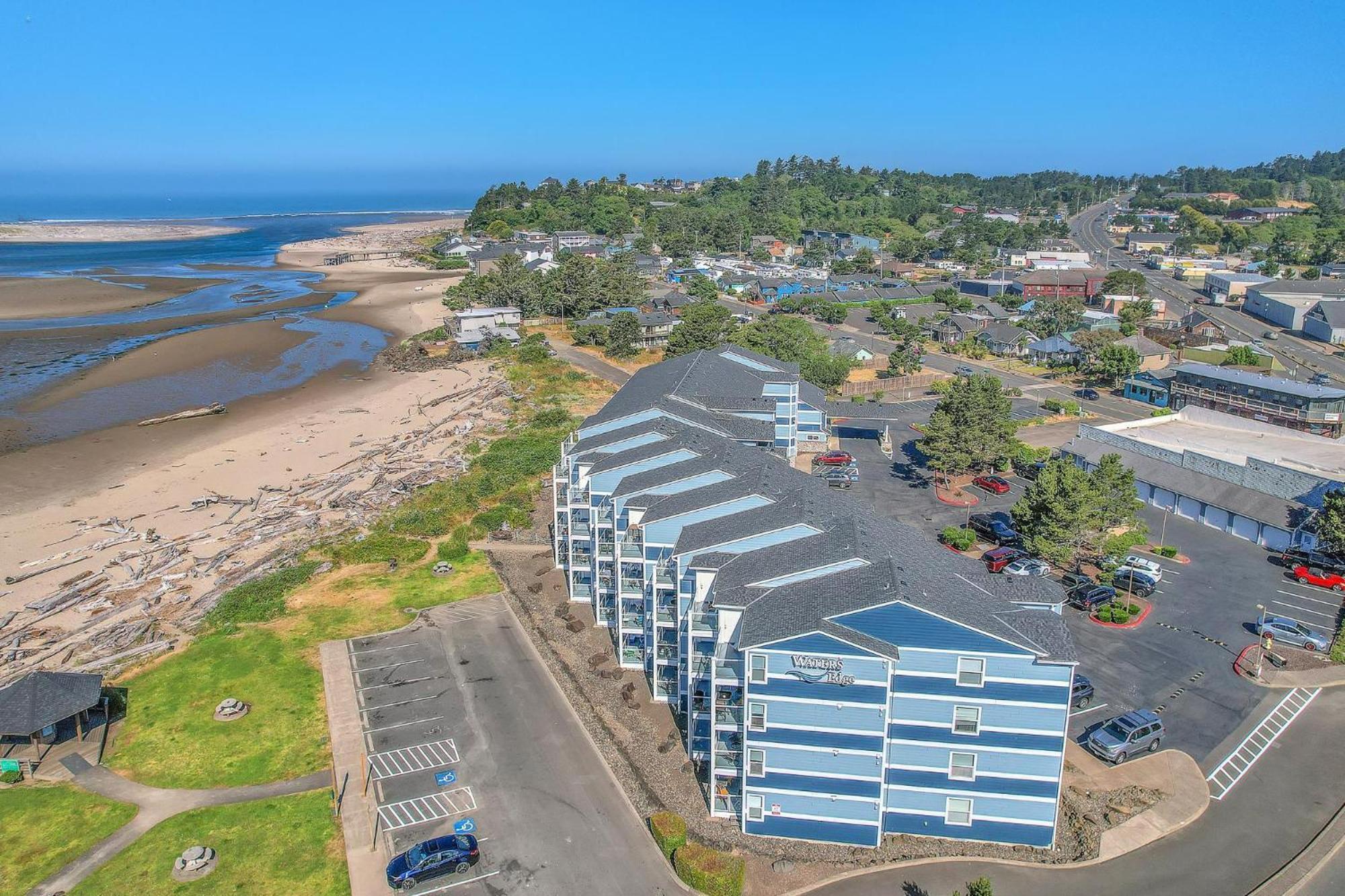 Waters Edge 308 Apartment Lincoln City