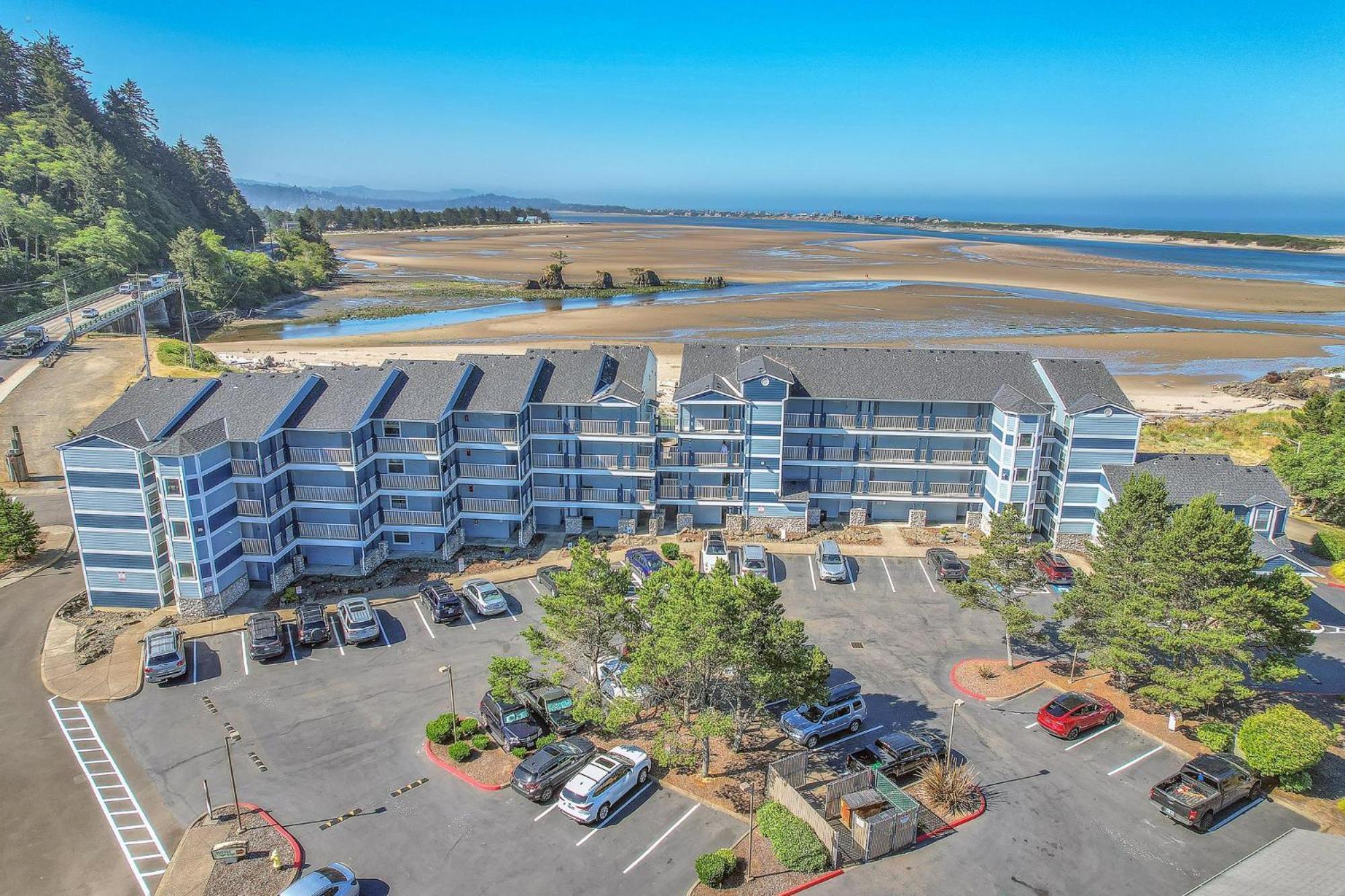 Waters Edge 308