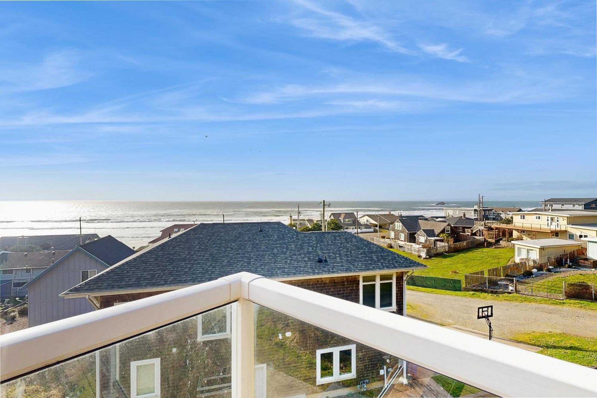 Sealah * Lincoln City