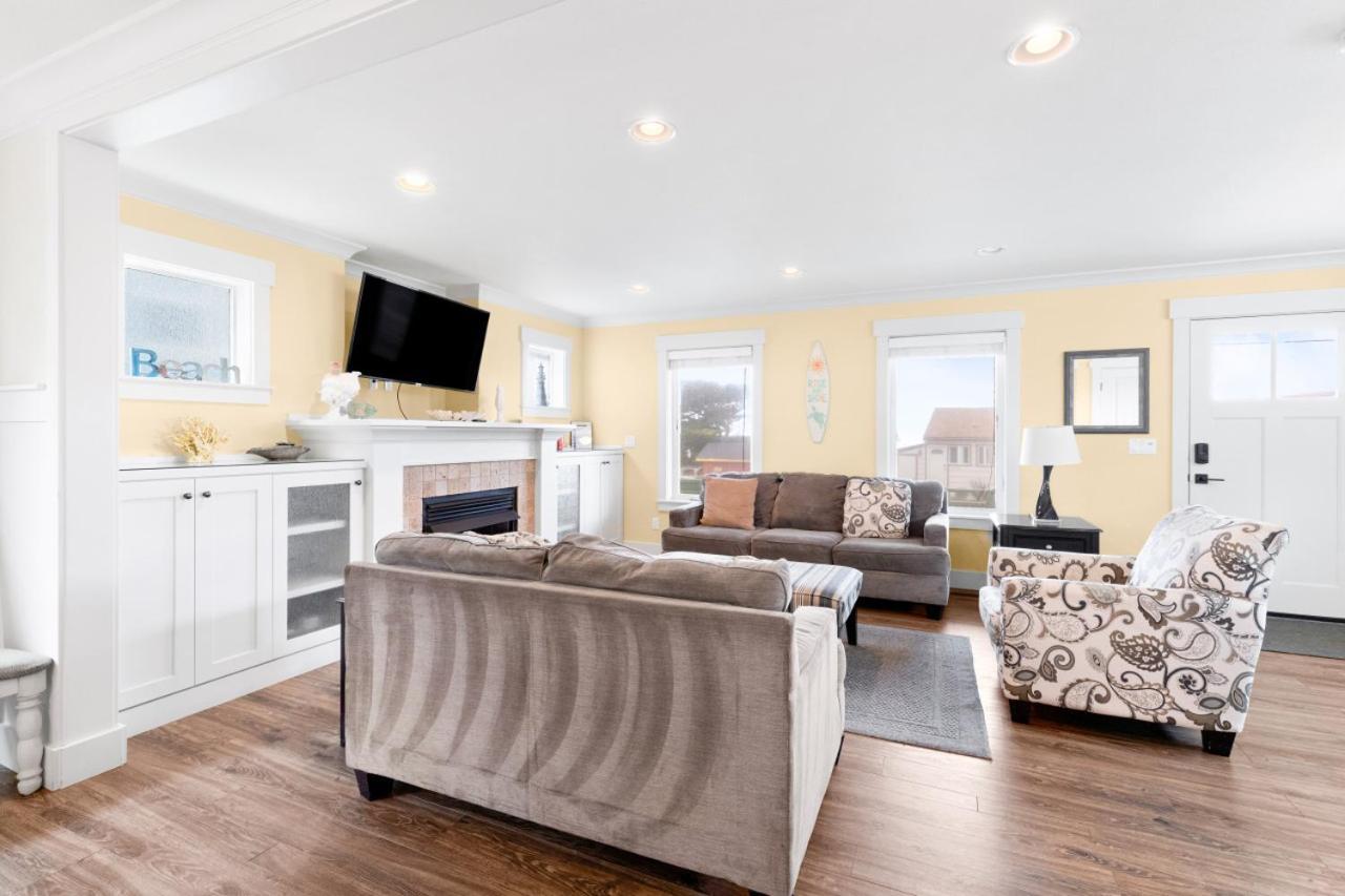Ocean View, Hot Tub, Sleeps 10