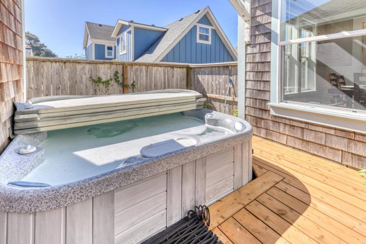 The At Olivia Beach, Hot Tub And Outdoor Summer Pool, Sleeps 6 Holiday home *