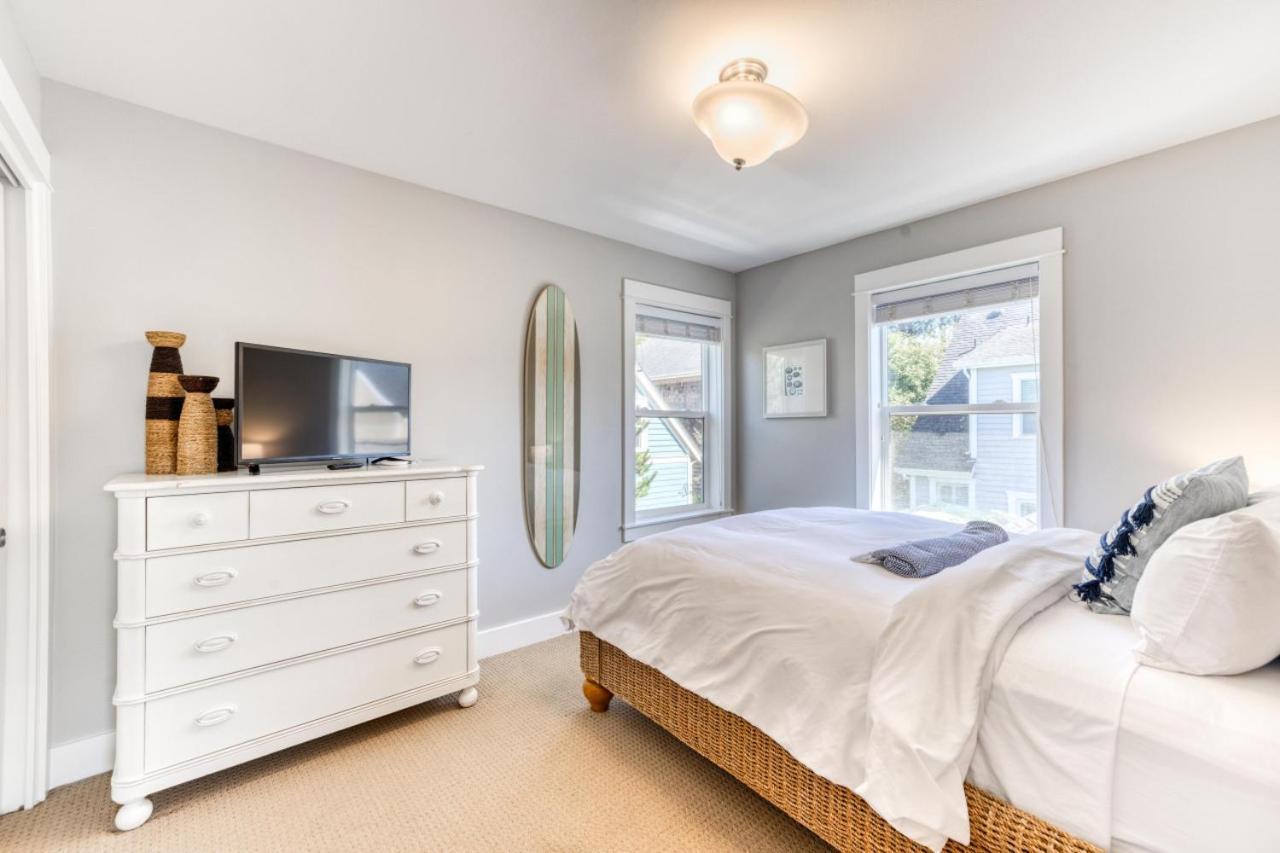 Holiday home The At Olivia Beach, Hot Tub And Outdoor Summer Pool, Sleeps 6 Lincoln City