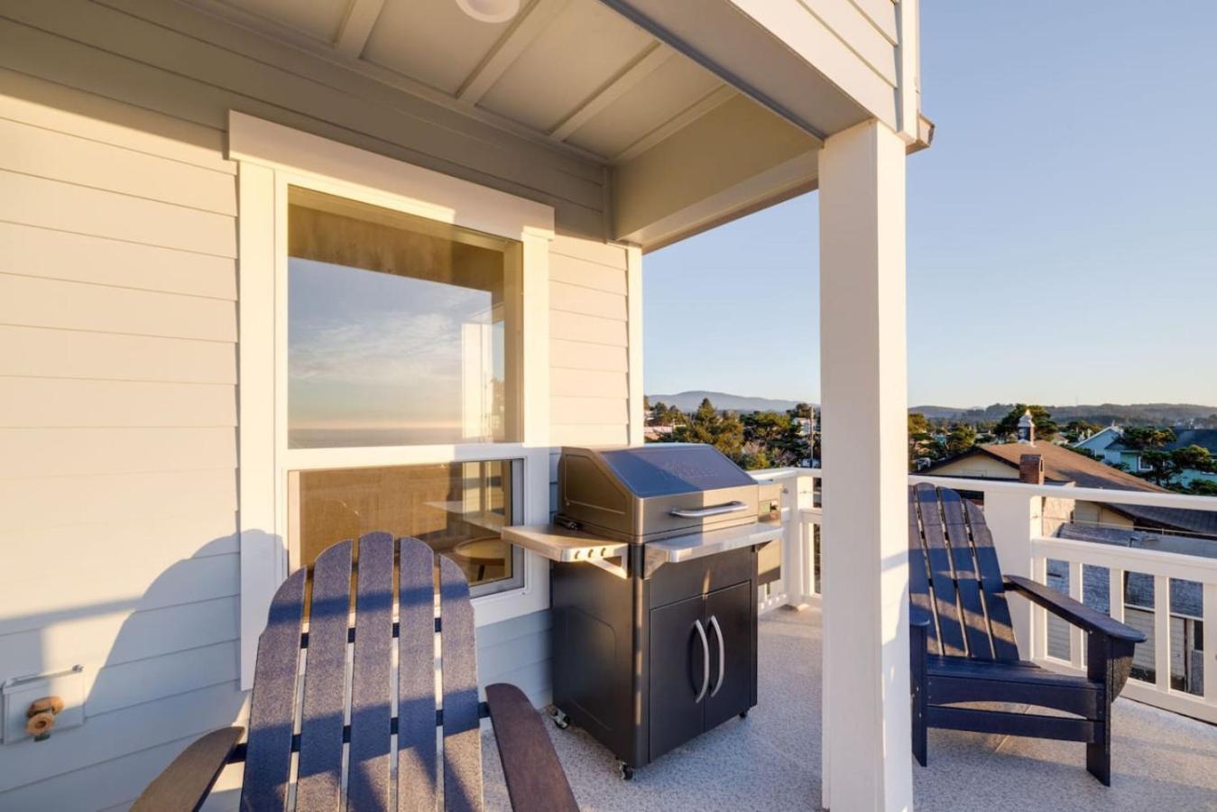New Construction In 2025, Ocean View, Hot Tub, Arcade, Sleeps 20 Lincoln City