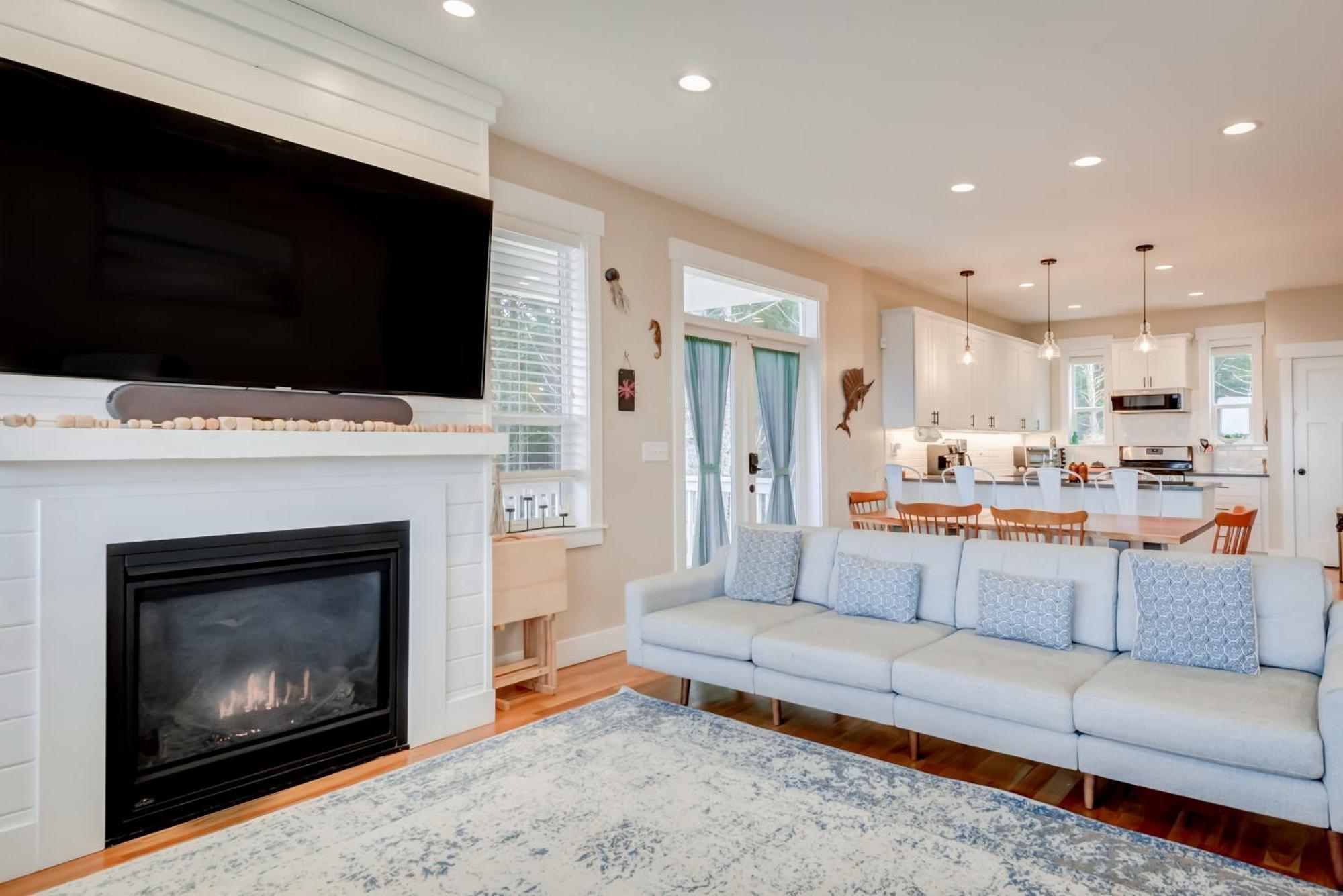 Cozy Coastal Retreat W/ Ocean And Forest Views * Lincoln City