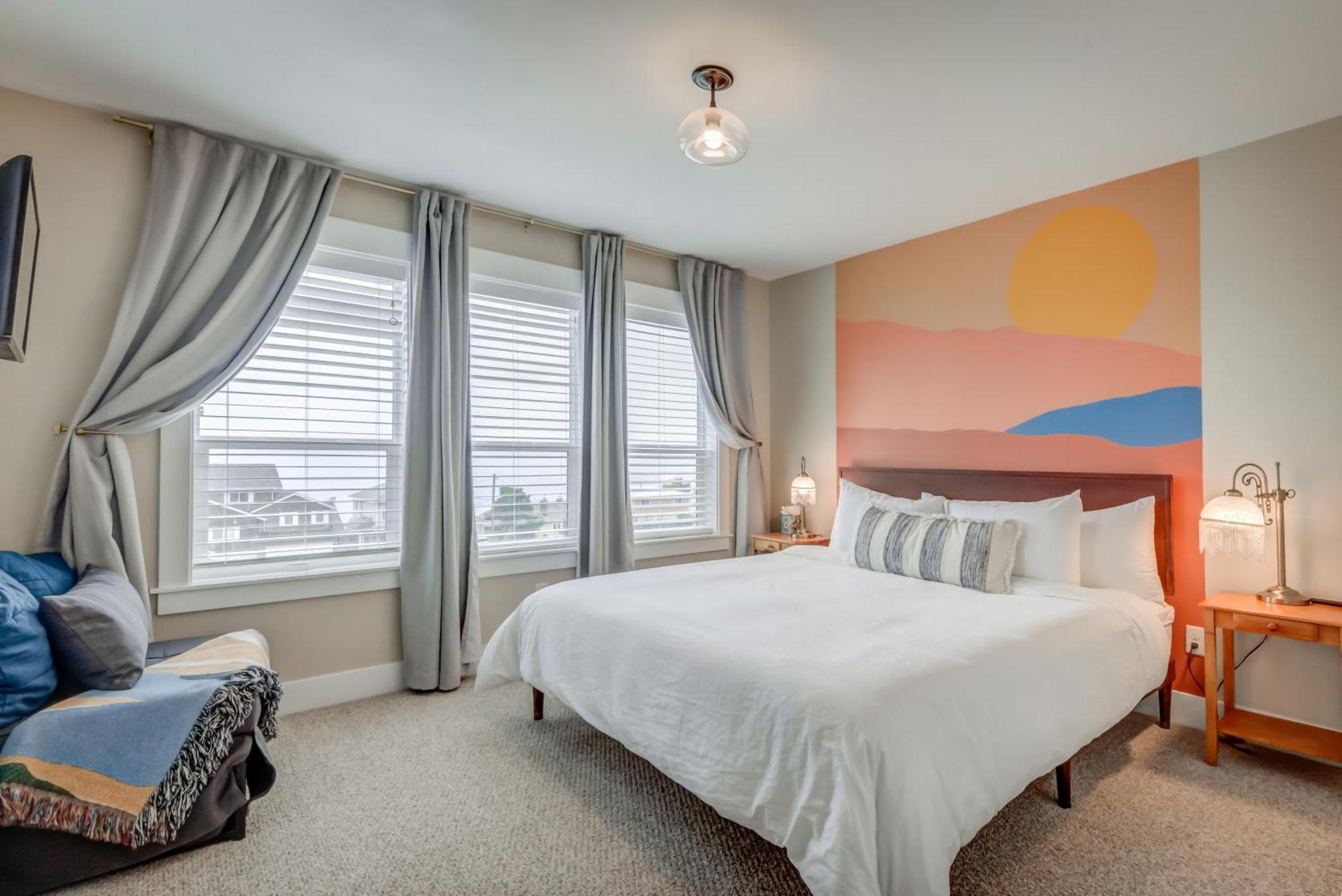 Cozy Coastal Retreat W/ Ocean And Forest Views Holiday home Lincoln City