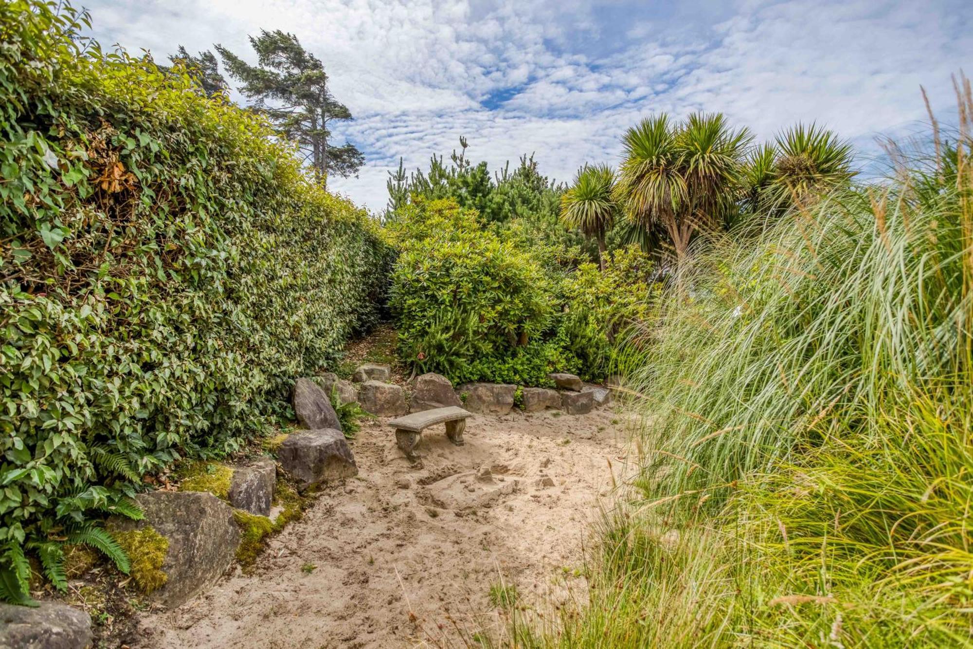 Cookie's House * Lincoln City
