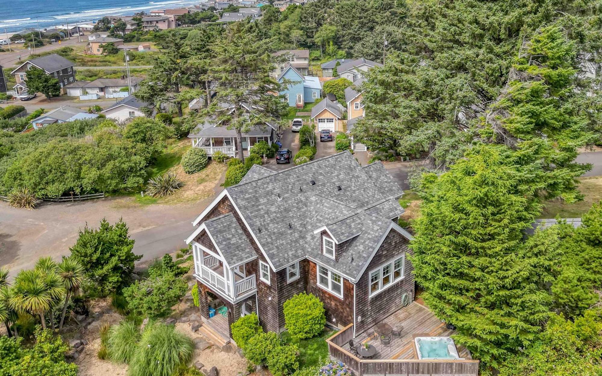 Cookie's House * Lincoln City